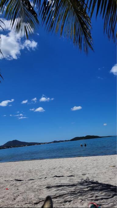 Linda casa em Araruama com piscina