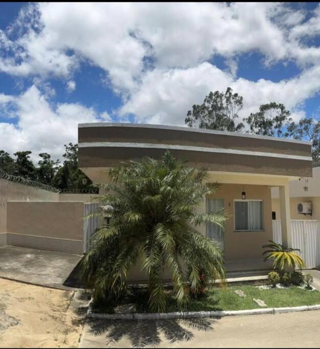 Linda casa em Araruama com piscina