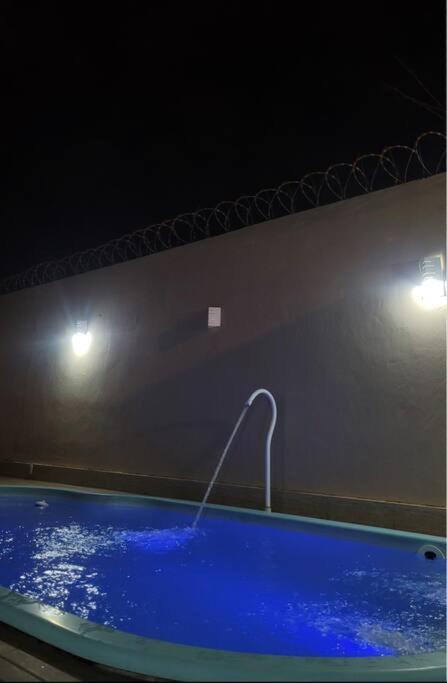 Linda casa em Araruama com piscina