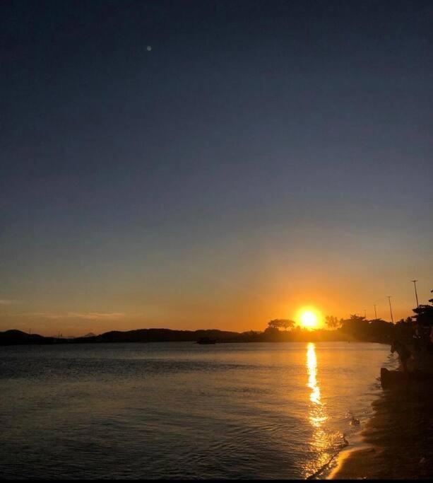 Linda casa em Araruama com piscina