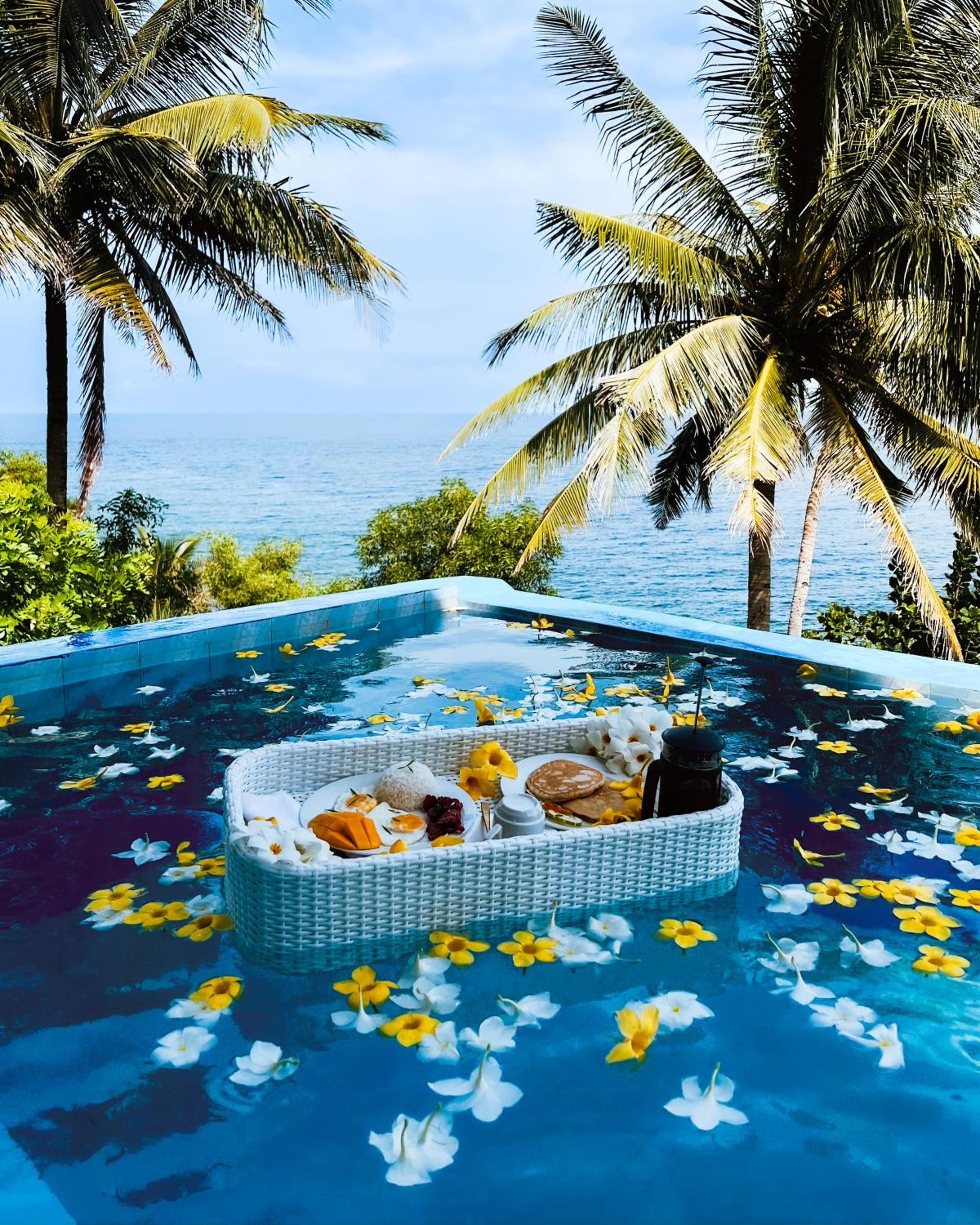 Bintana Sa Paraiso