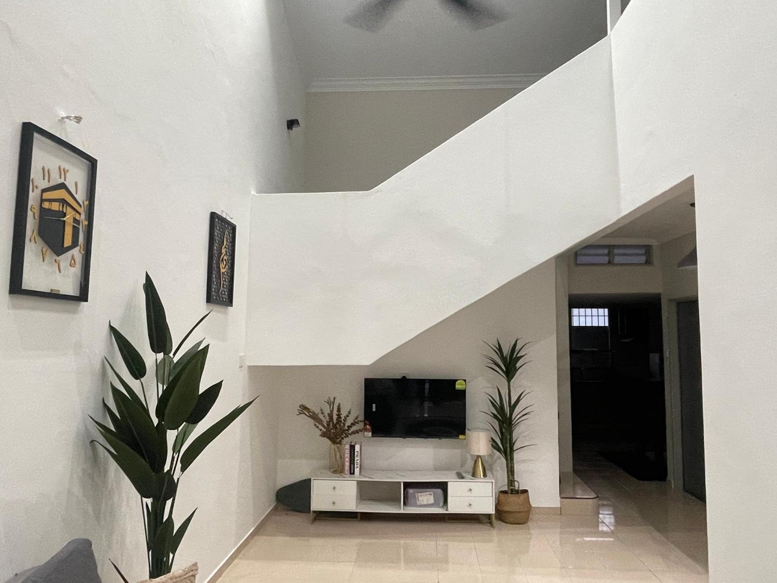 Iman Homestay Sg Karang Kuantan, 3BedRoom, 3 AirCond photo 1