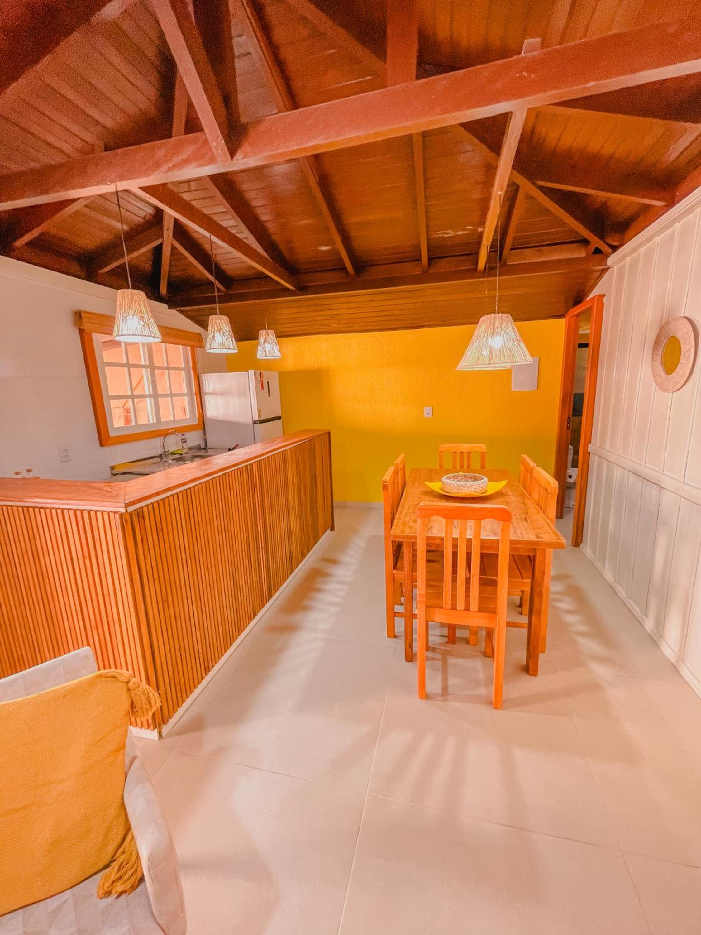 Shangri La Casas e Studios