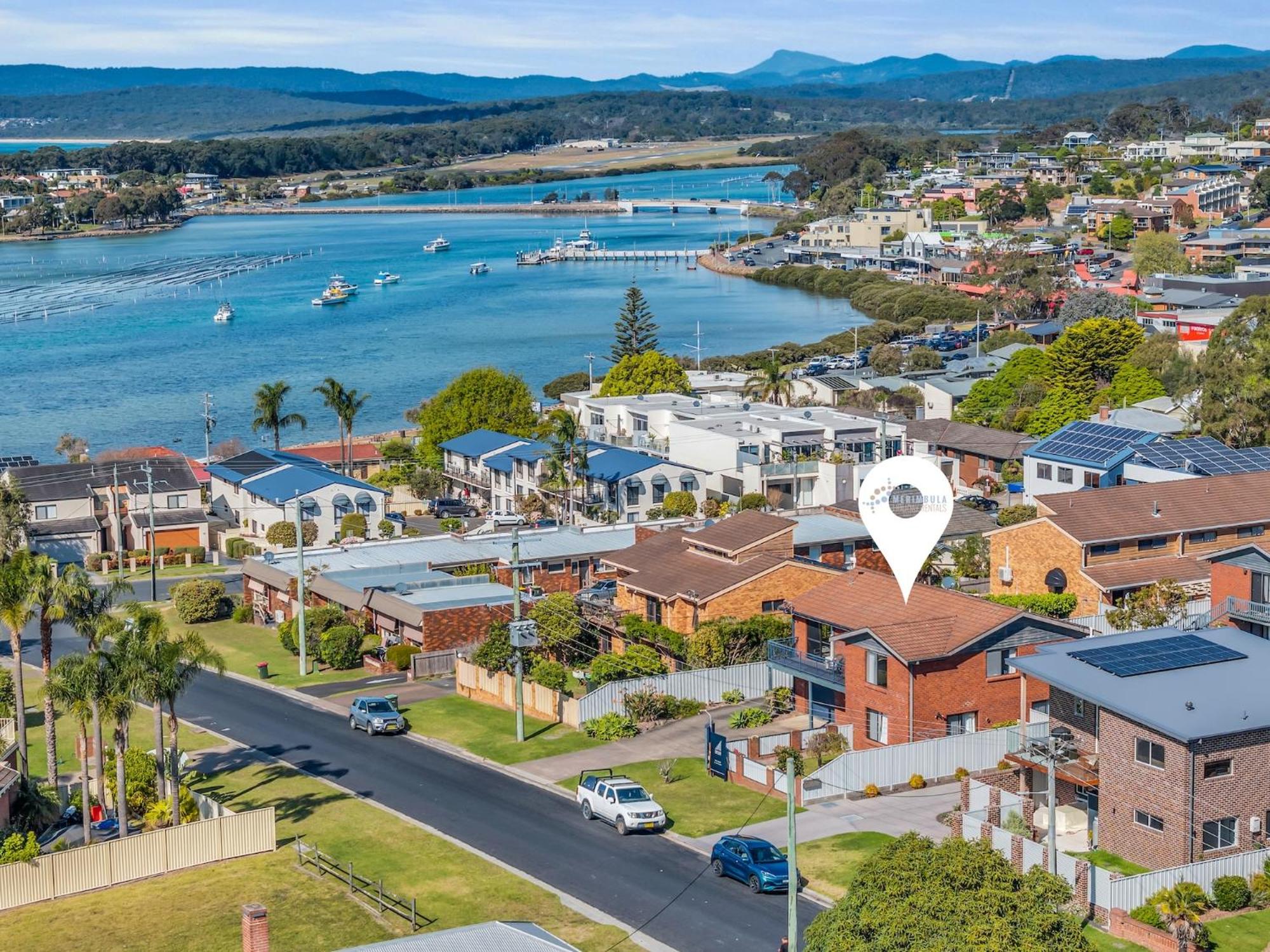 Harbour Lights - townside with a pool