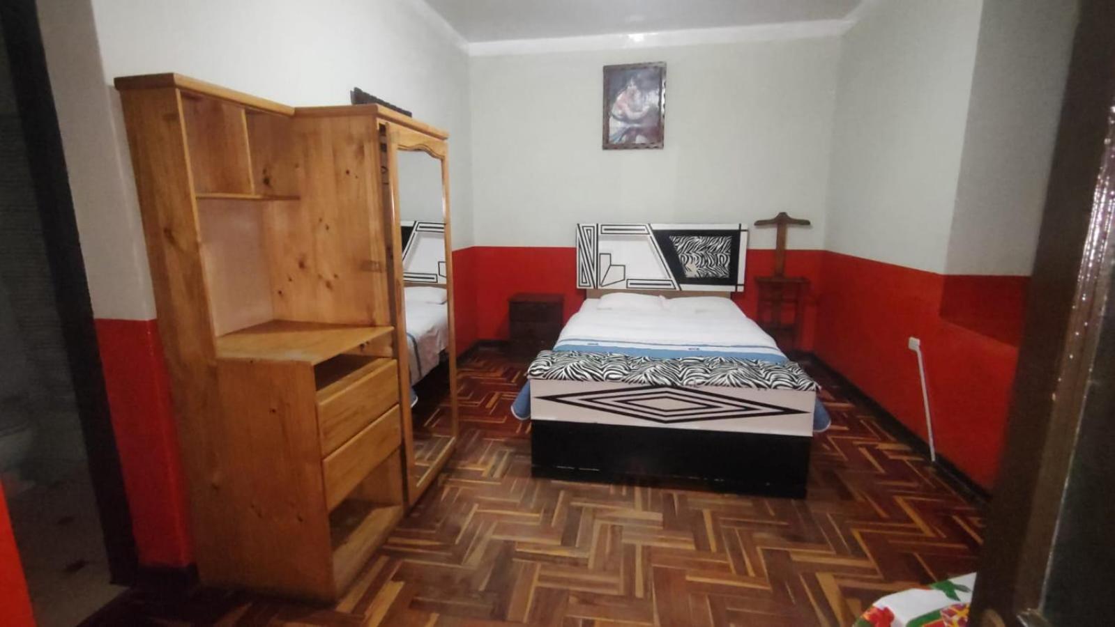 Hospedaje COLONIAL TARMEÑO