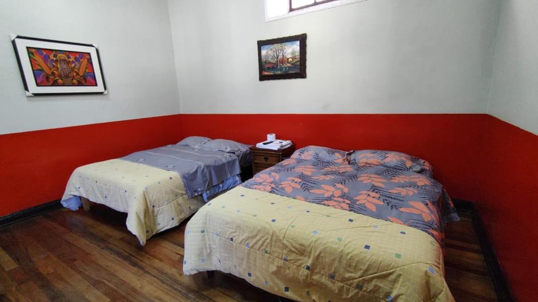 Hospedaje COLONIAL TARMEÑO
