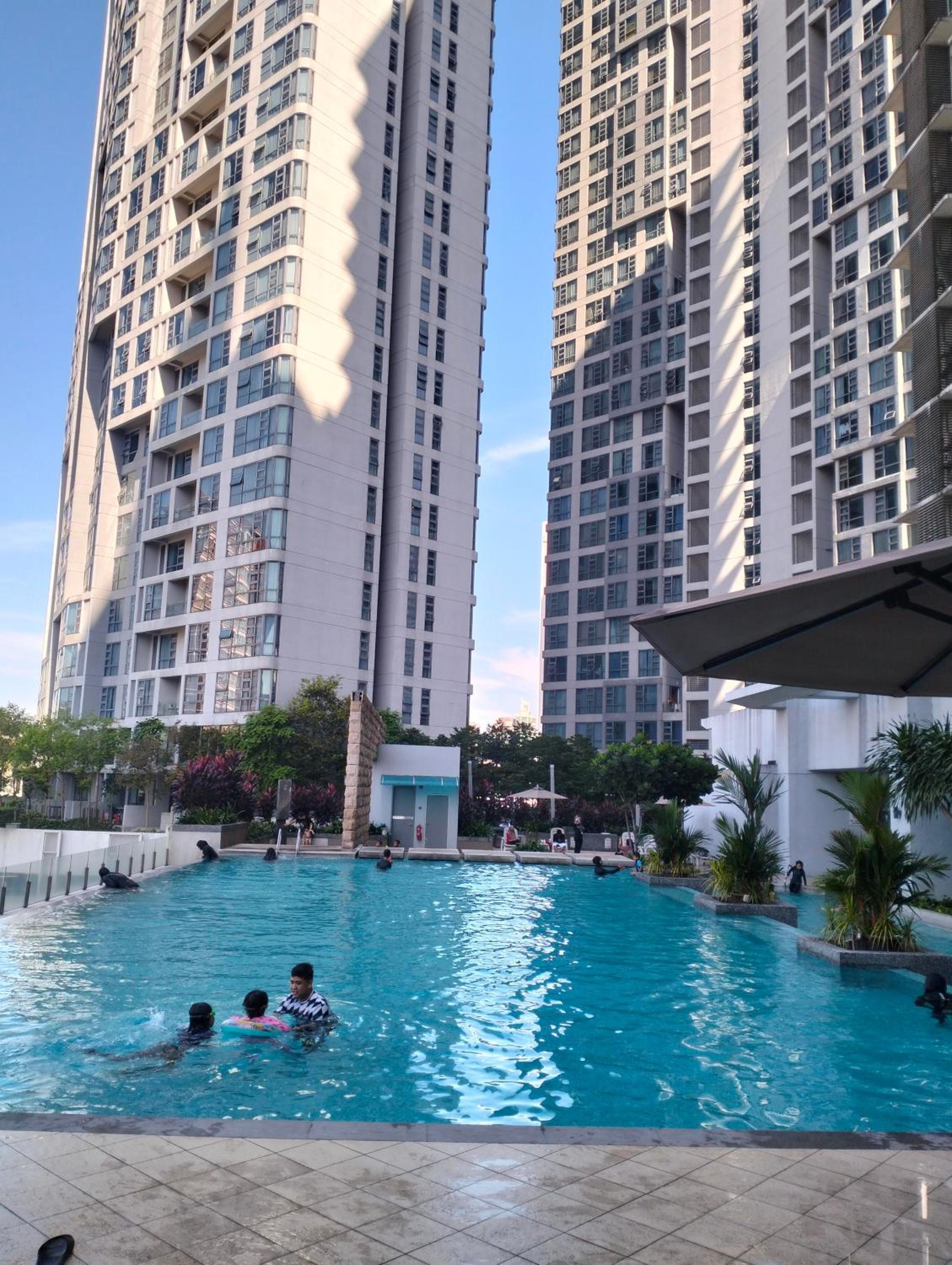 Star Suites At Swiss Garden Residences