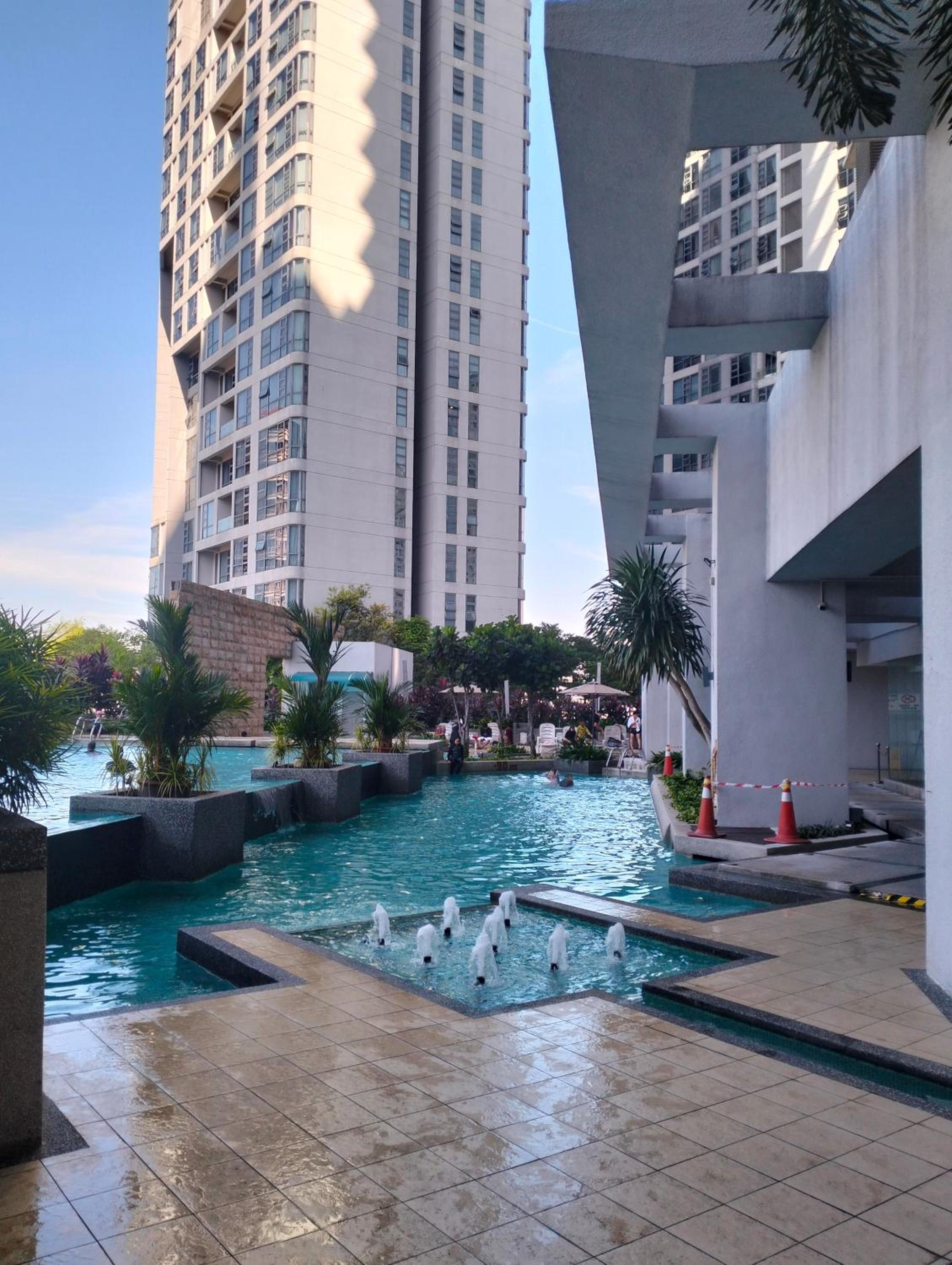 Star Suites At Swiss Garden Residences