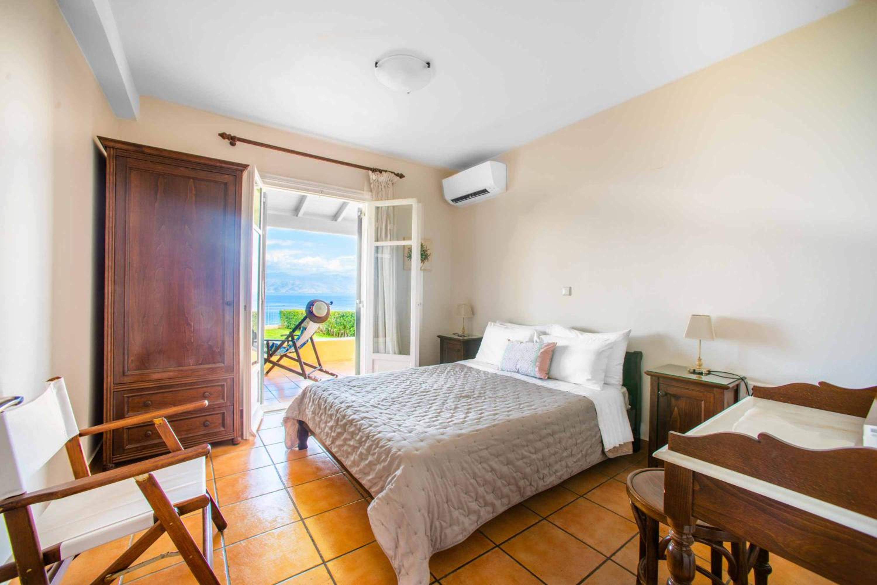 Villa Irida view 2