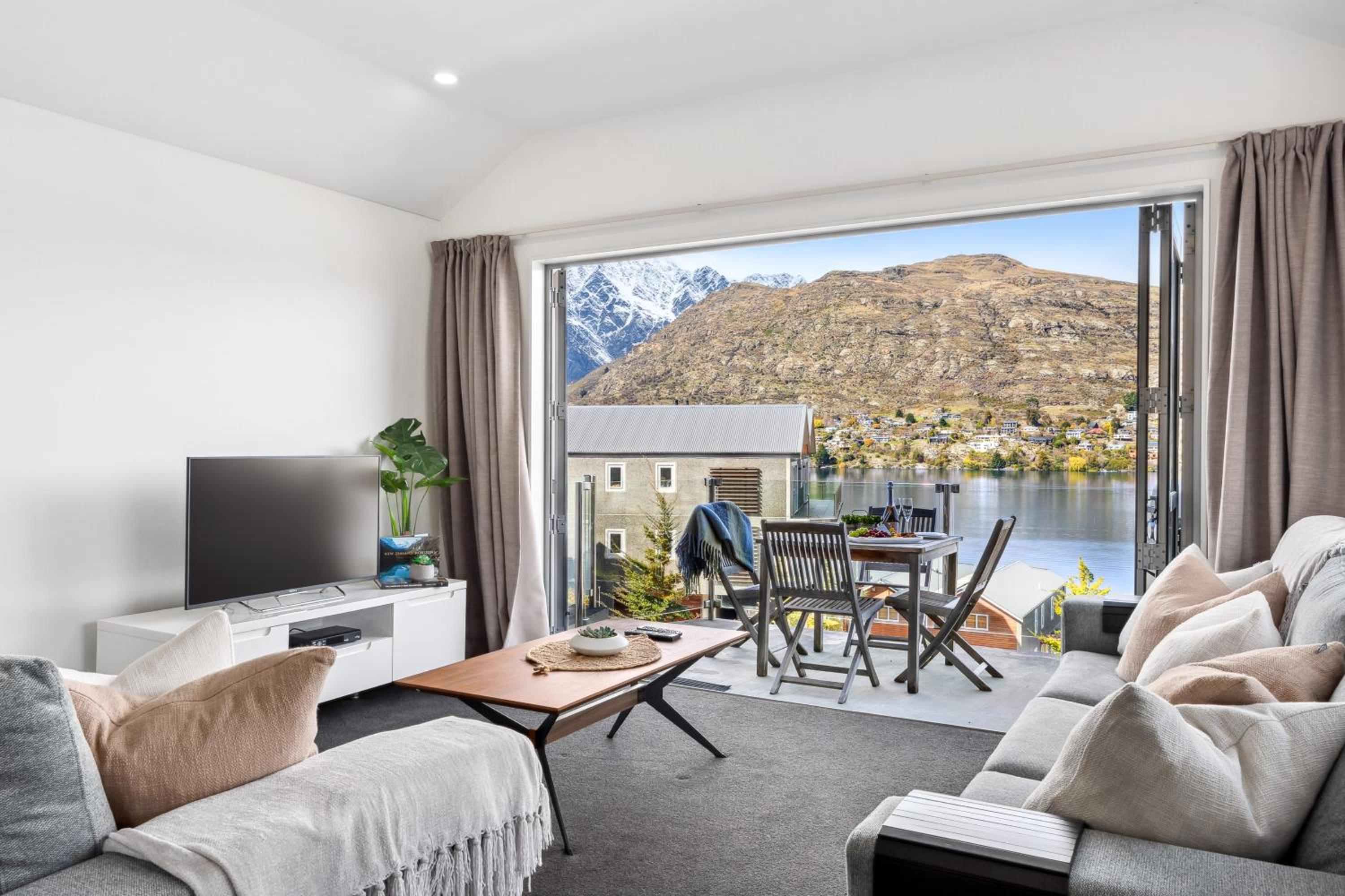 Alpine Serenity with Stunning lake and mountain views view 3
