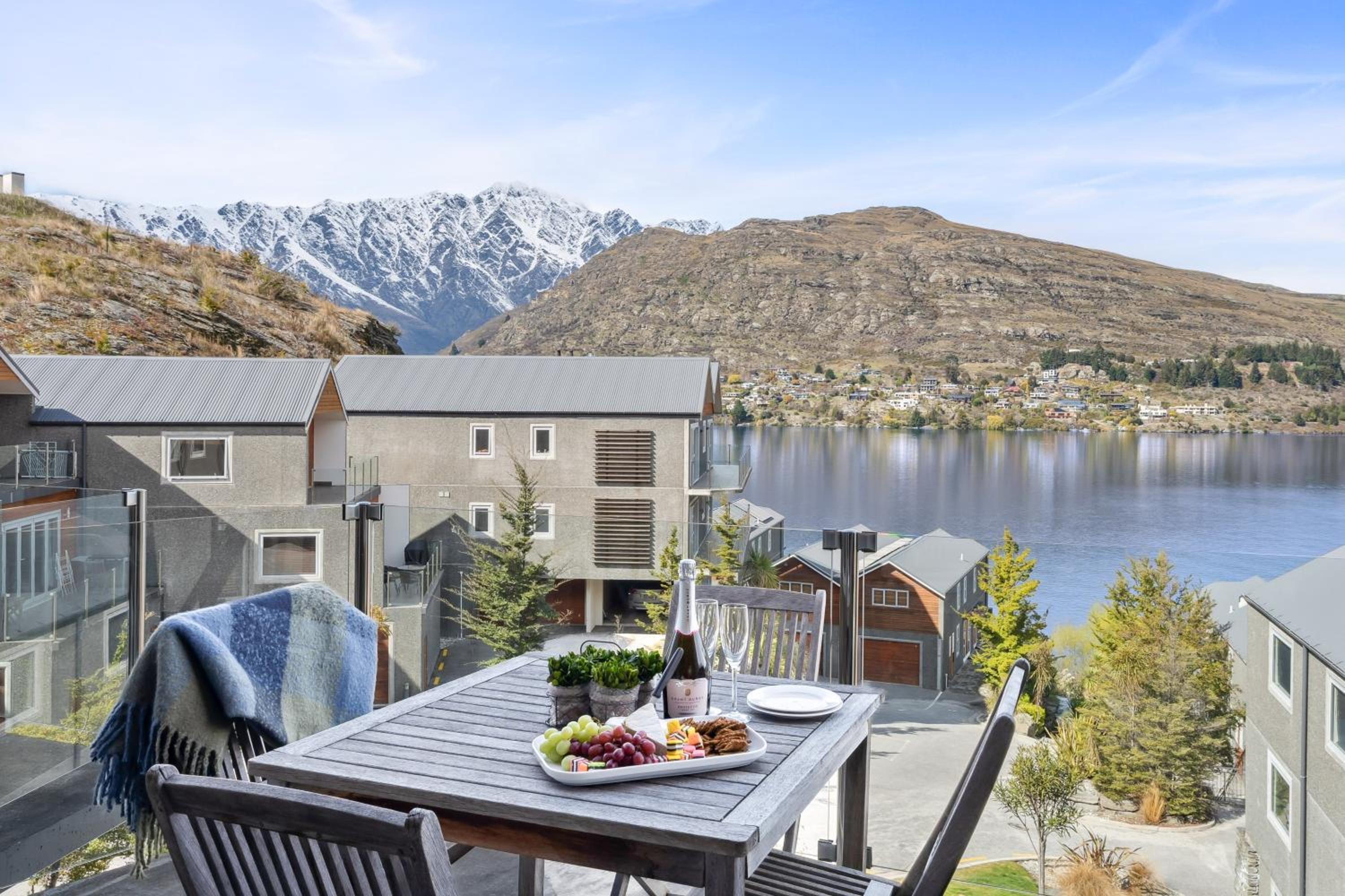 Alpine Serenity with Stunning lake and mountain views view 4