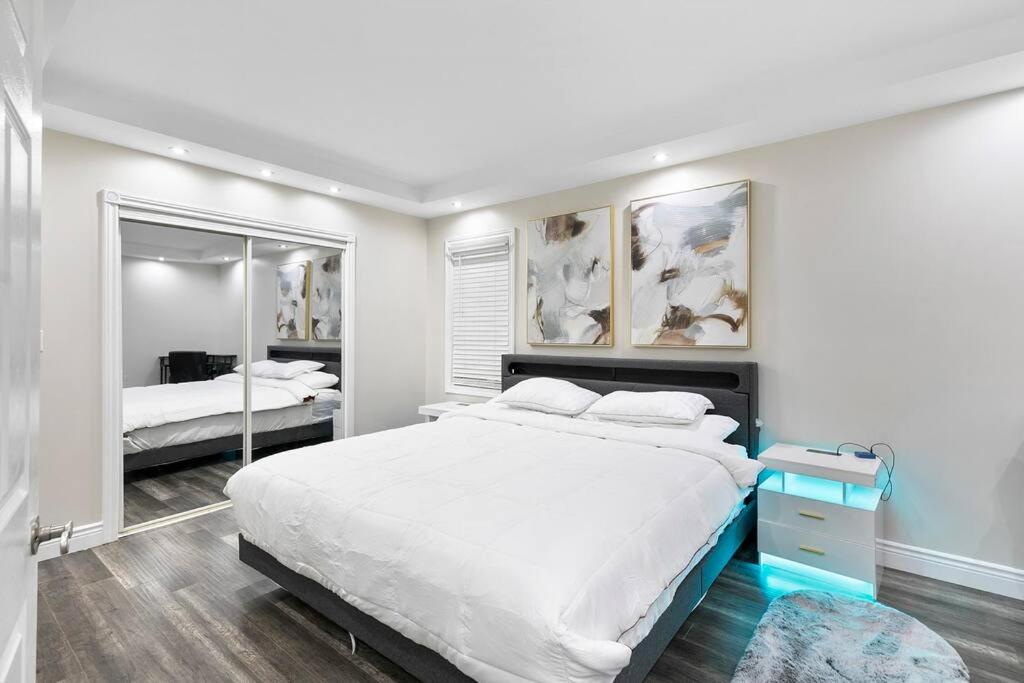 Charming Cozy 2-Bedroom Retreat in South Windsor