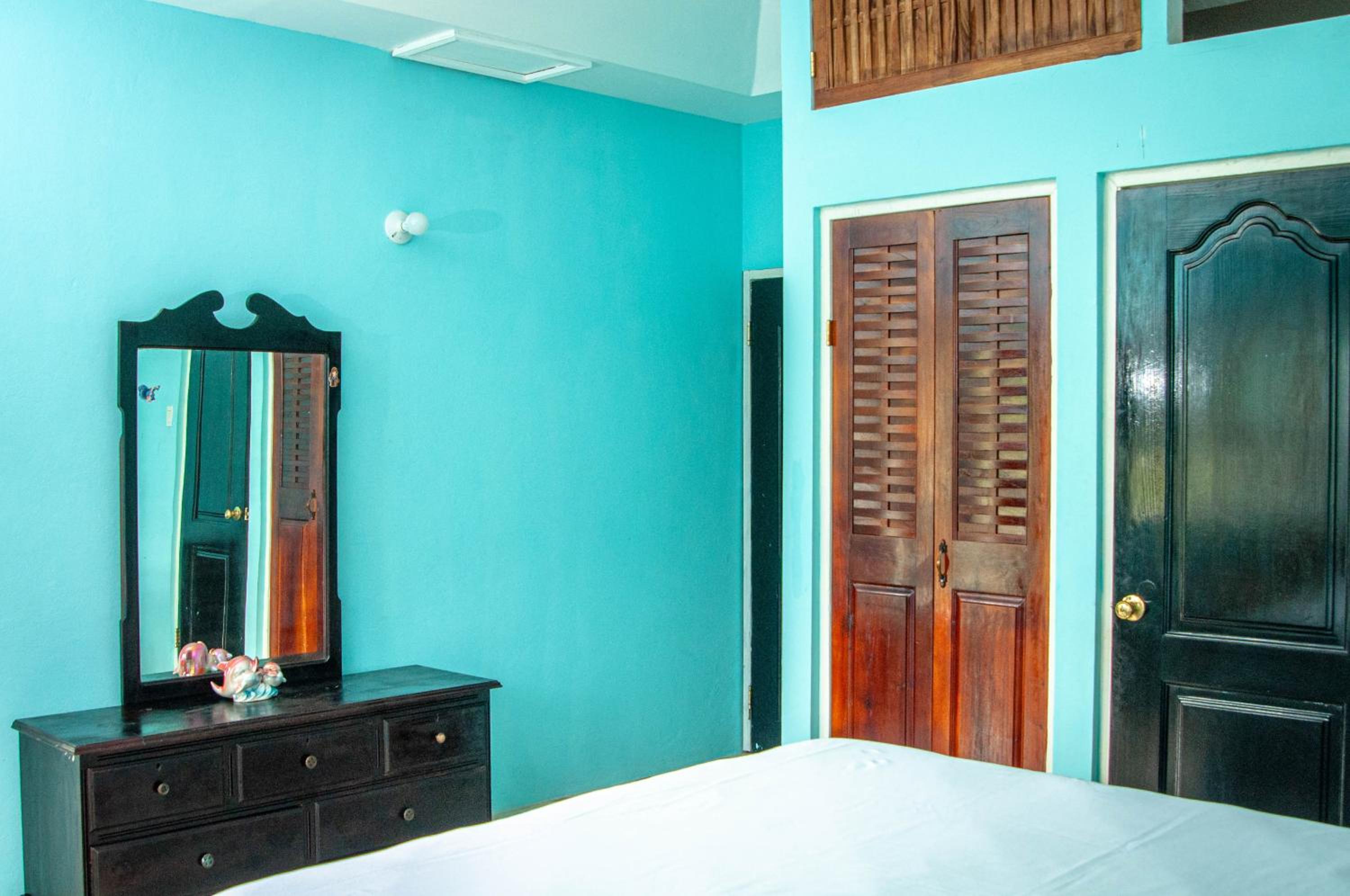 Veronica Homestay Lucea Jamaica