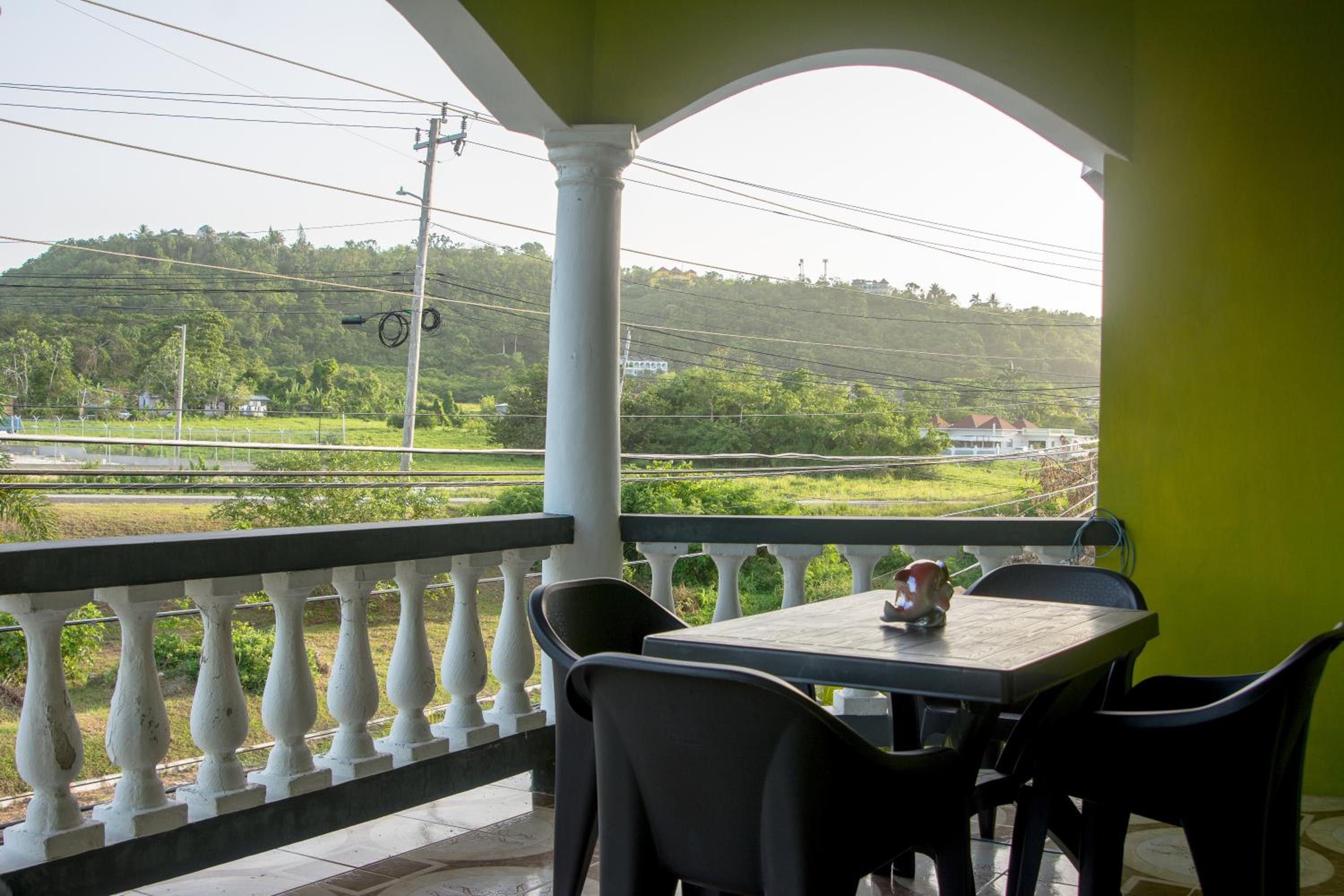 Veronica Homestay Lucea Jamaica