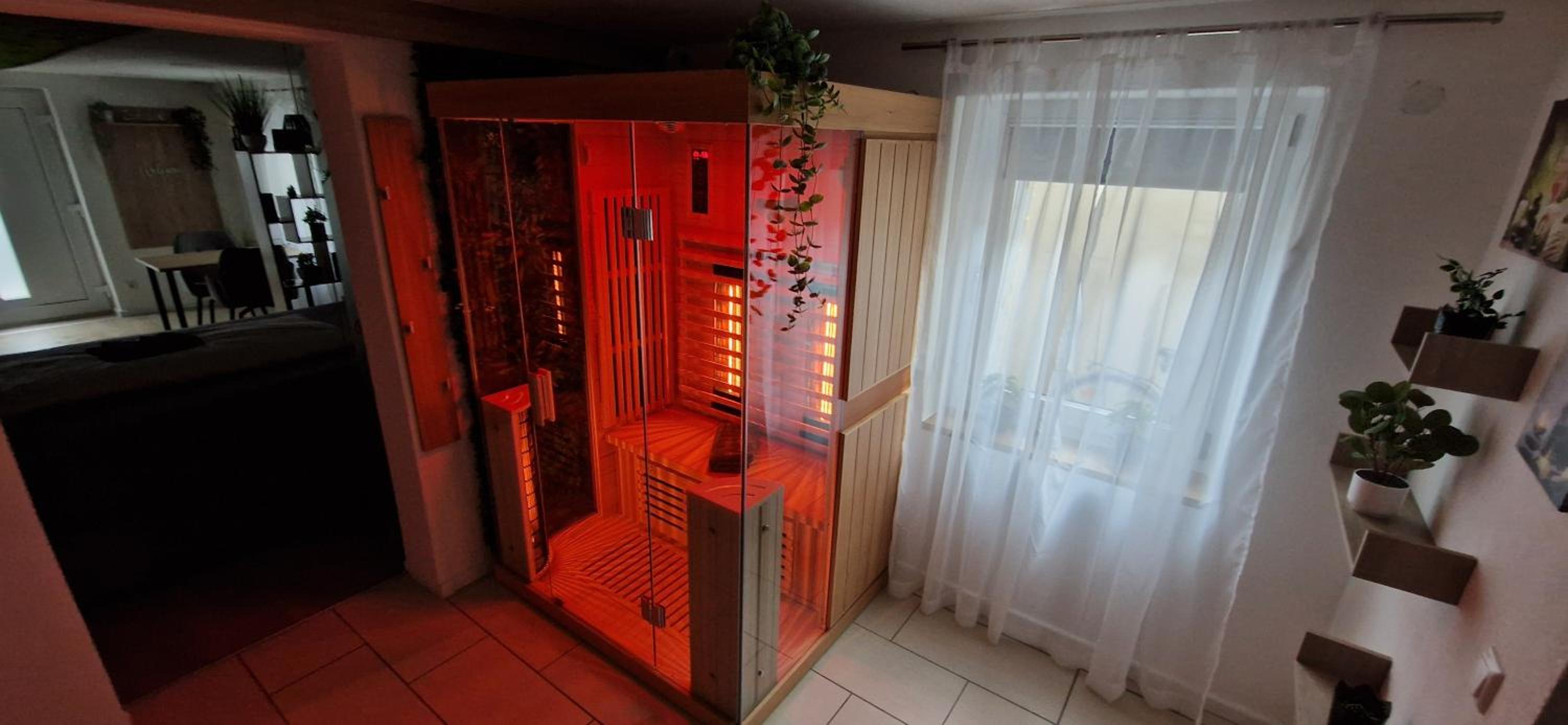 Appartment-Ferienwohnung mit Küche, Bad, WLAN, Klimaanlage, Modern eingerichtet