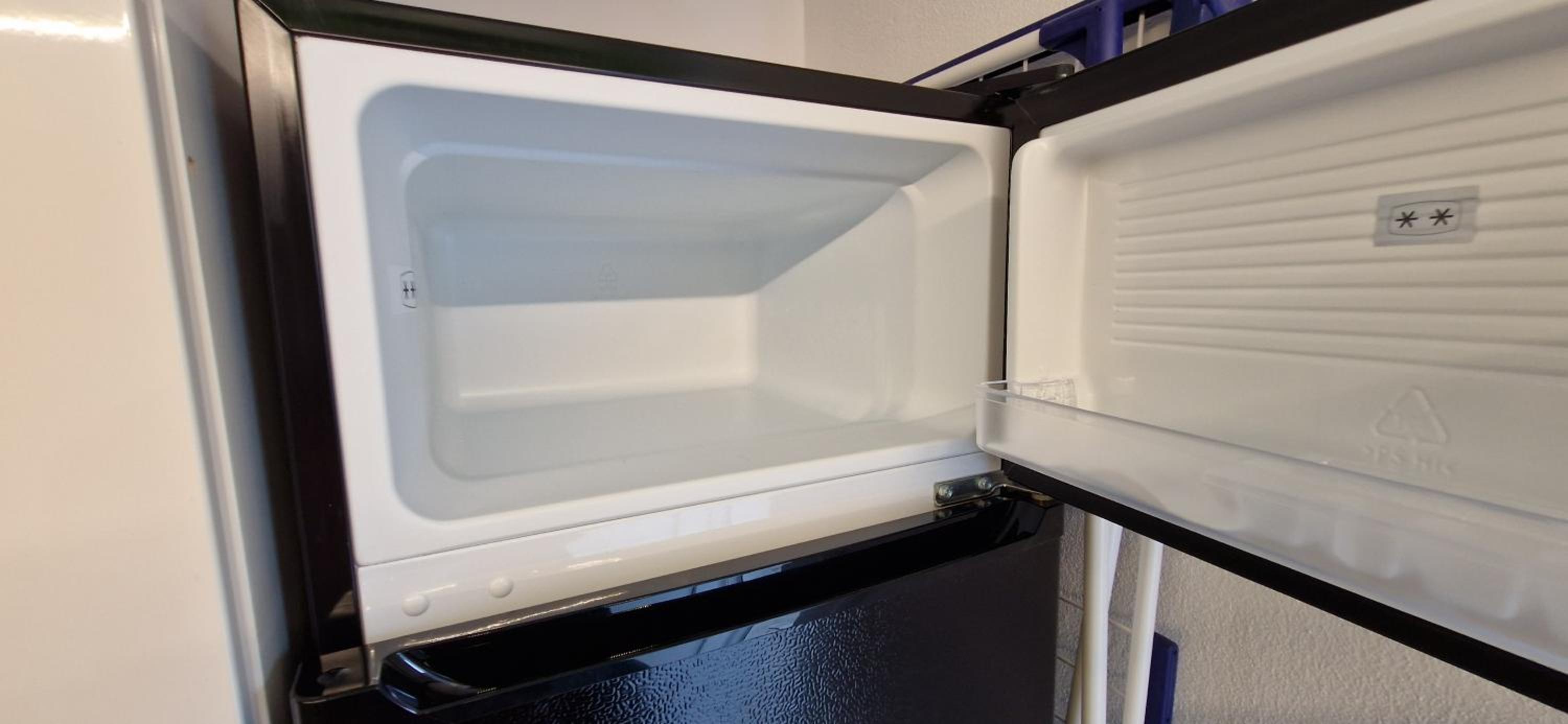 Appartment-Ferienwohnung mit Küche, Bad, WLAN, Klimaanlage, Modern eingerichtet