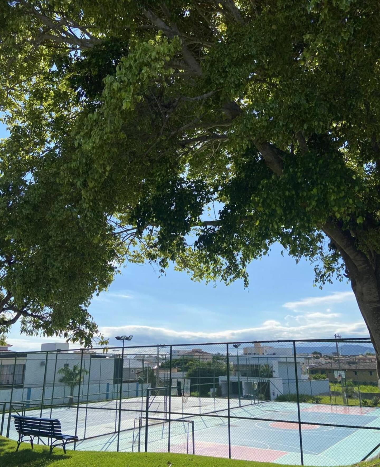 Piscina Aquecida, 5 suítes com ar condicionado, 10km Cabo Frio