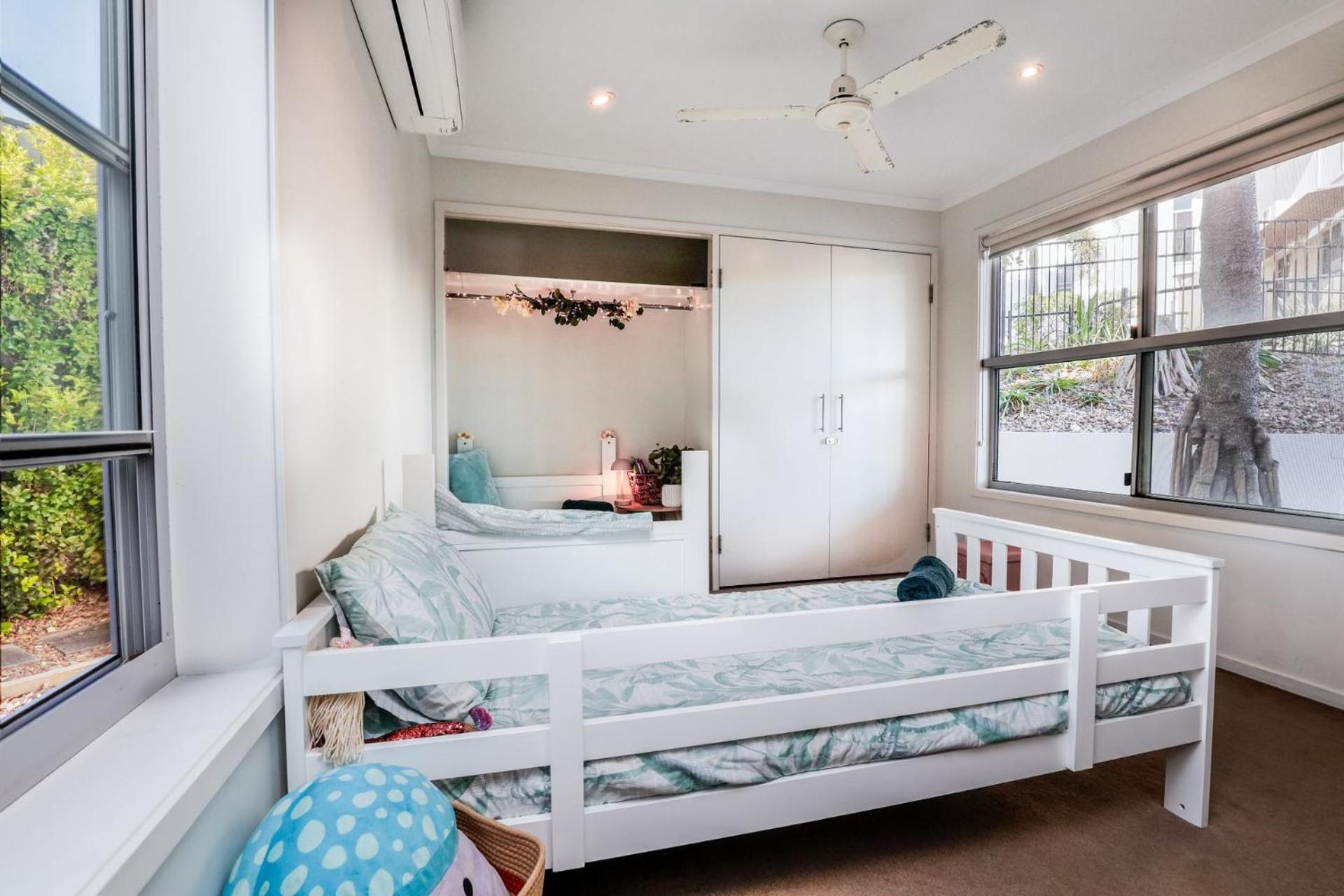 THE Peace POD