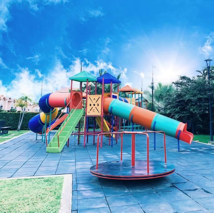 Casa en Urbanización con Piscina Privada