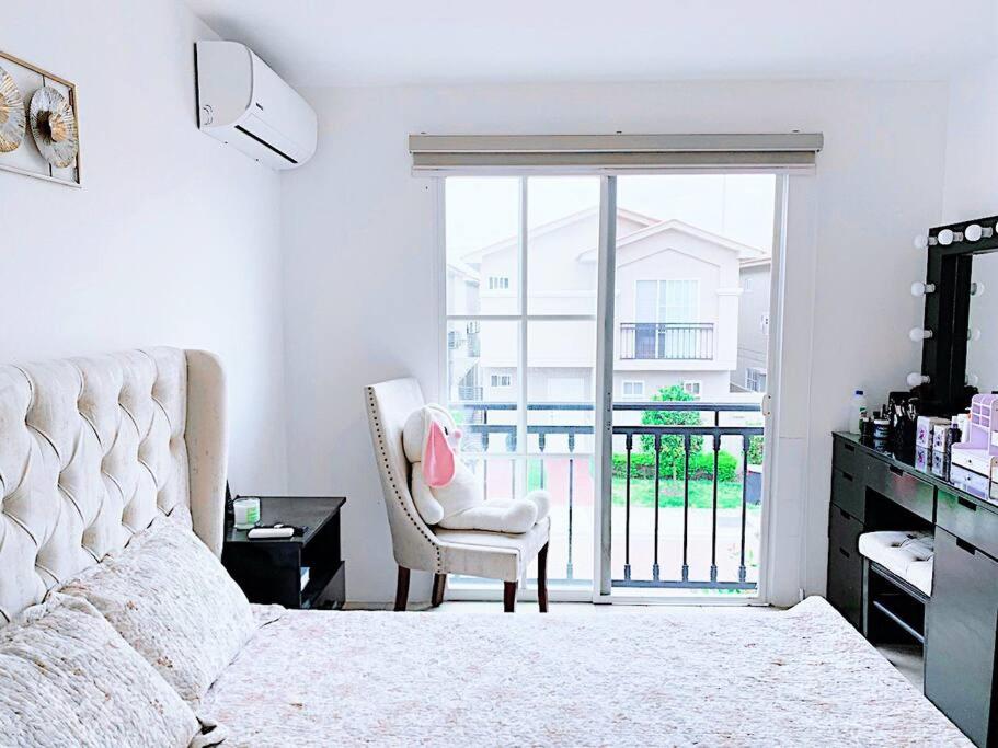 Casa en Urbanización con Piscina Privada