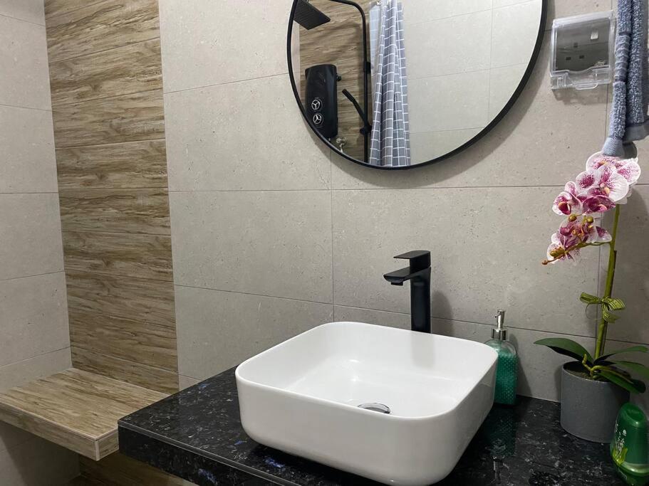 Photo 32