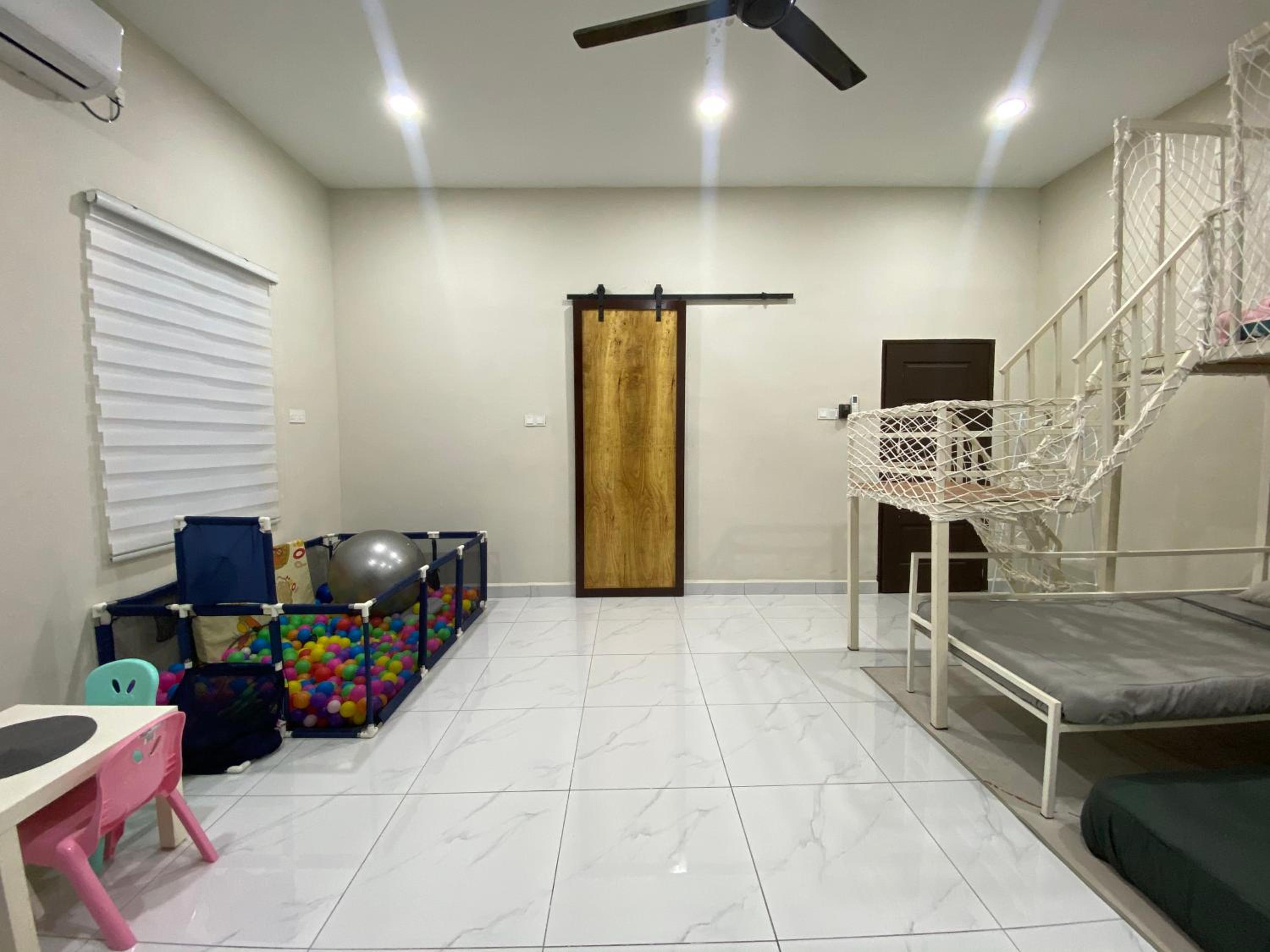 Photo 23