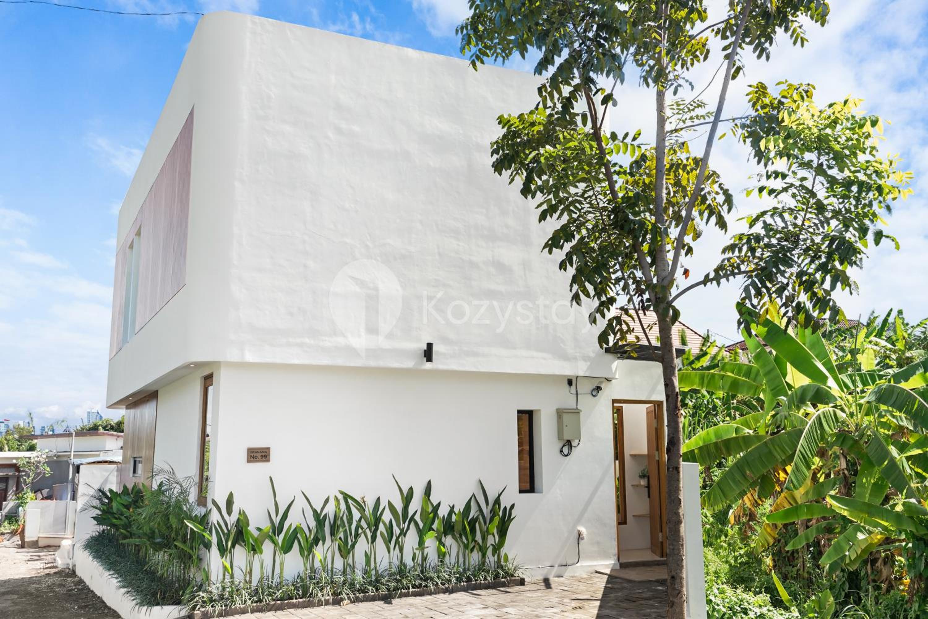 Pranama Villa by Kozystay - Canggu view 4
