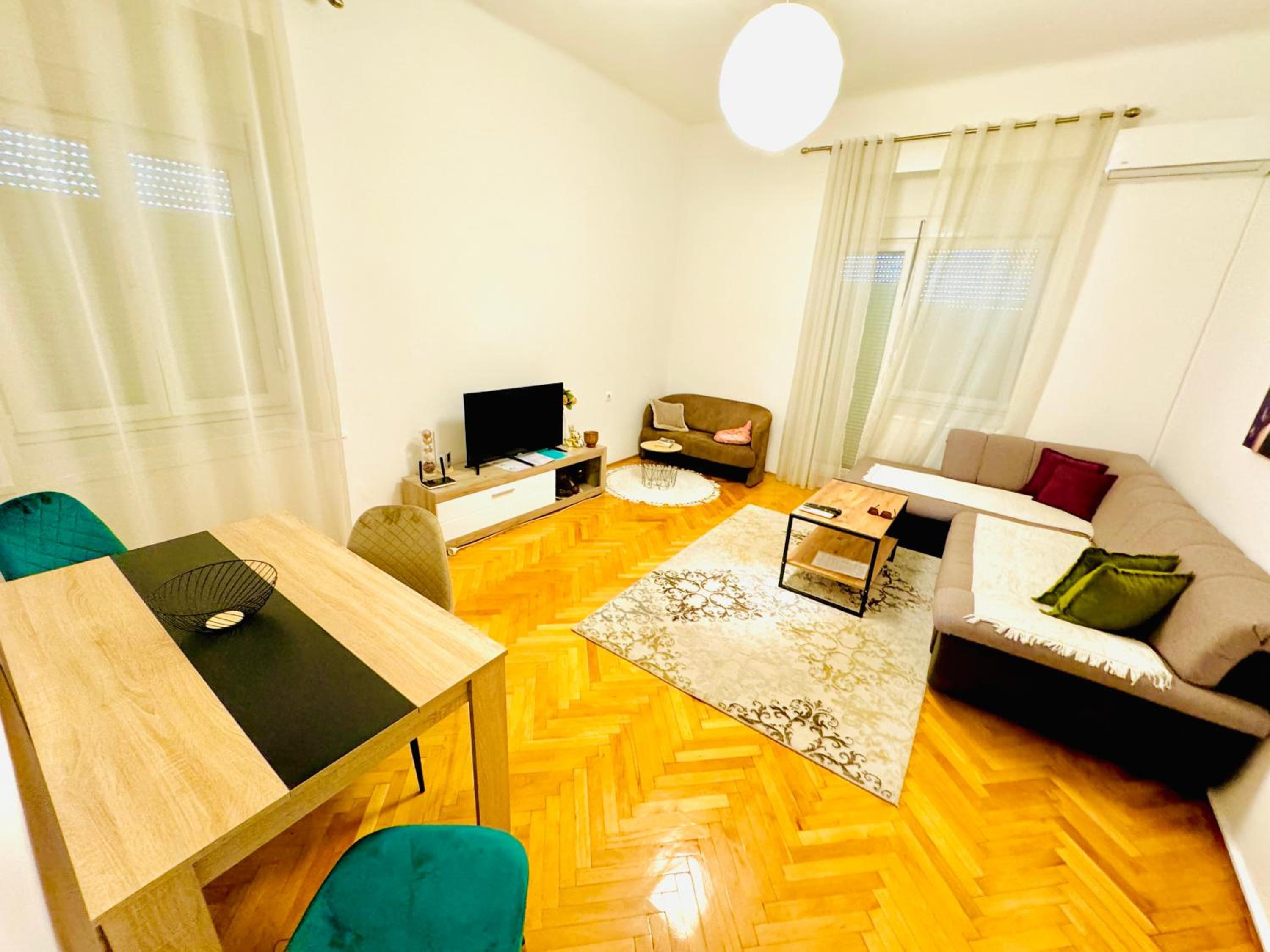 Apartment Matea, City center view 5