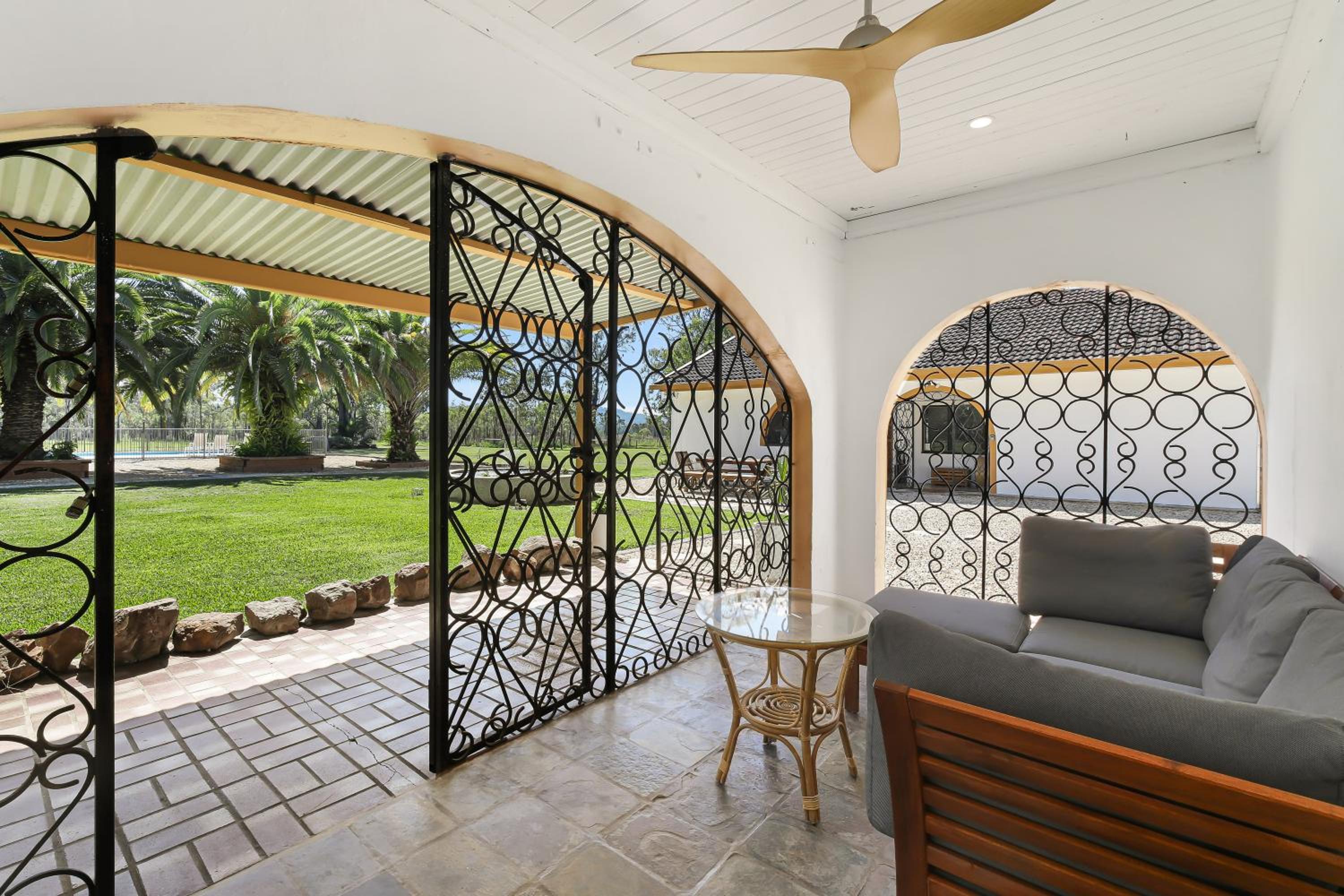 Las Palmas Hunter Valley Estate, 11m Pool, Kangaroos, Fire Pit, Playground