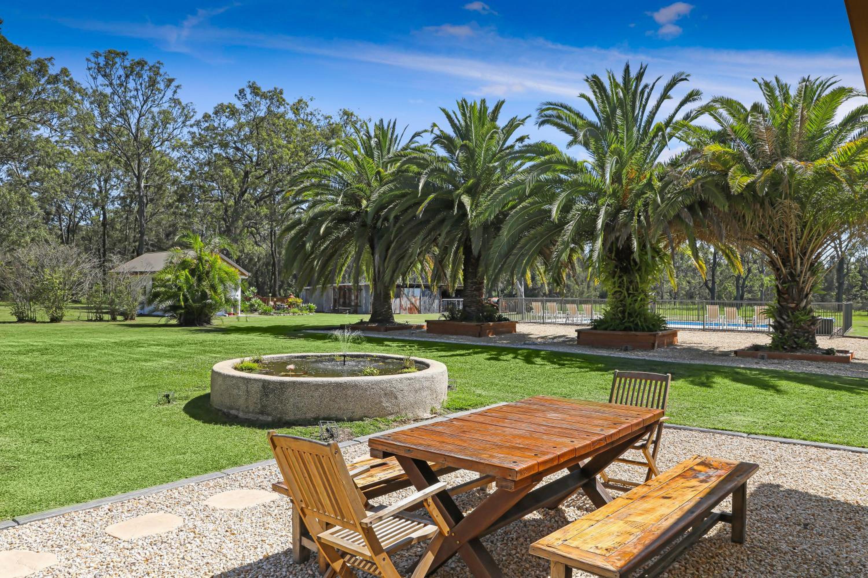 Las Palmas Hunter Valley Estate, 11m Pool, Kangaroos, Fire Pit, Playground
