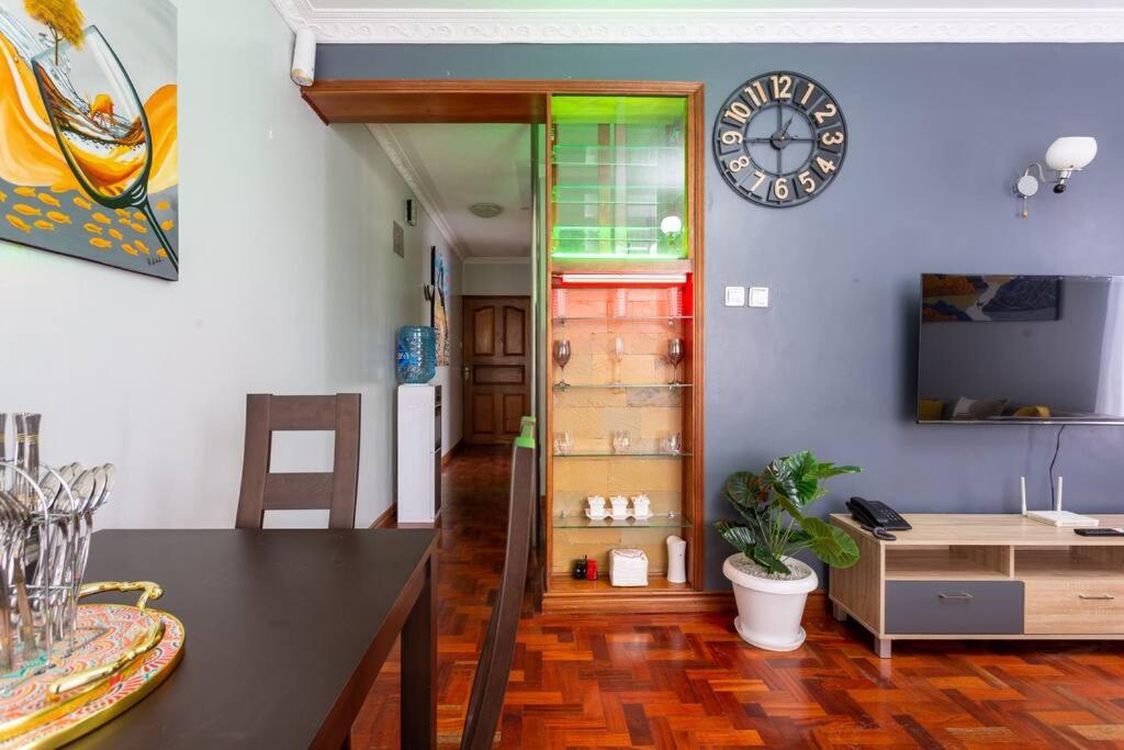Meltonia luxery Suites 1br kilimani view 5