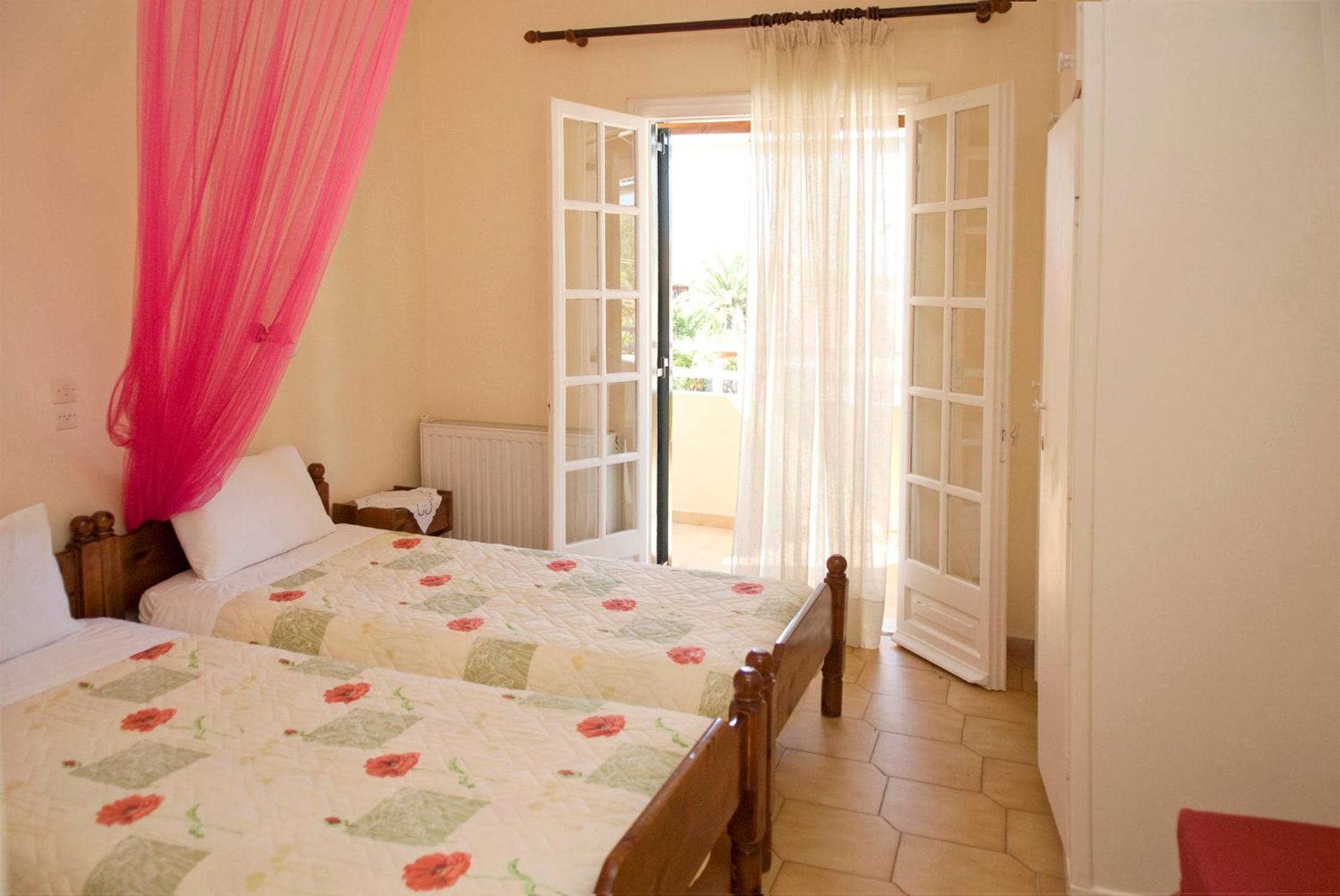 Katerina Pool Apartments