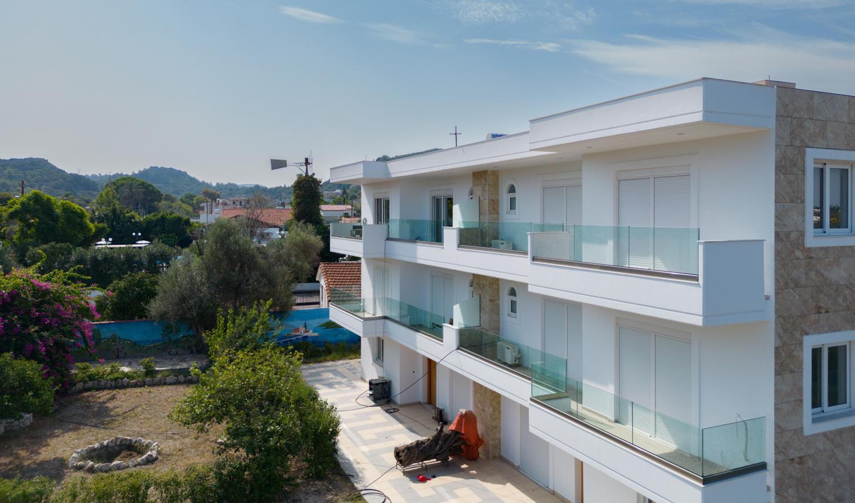 Sweet Home Luxury Apartment 3 view 5