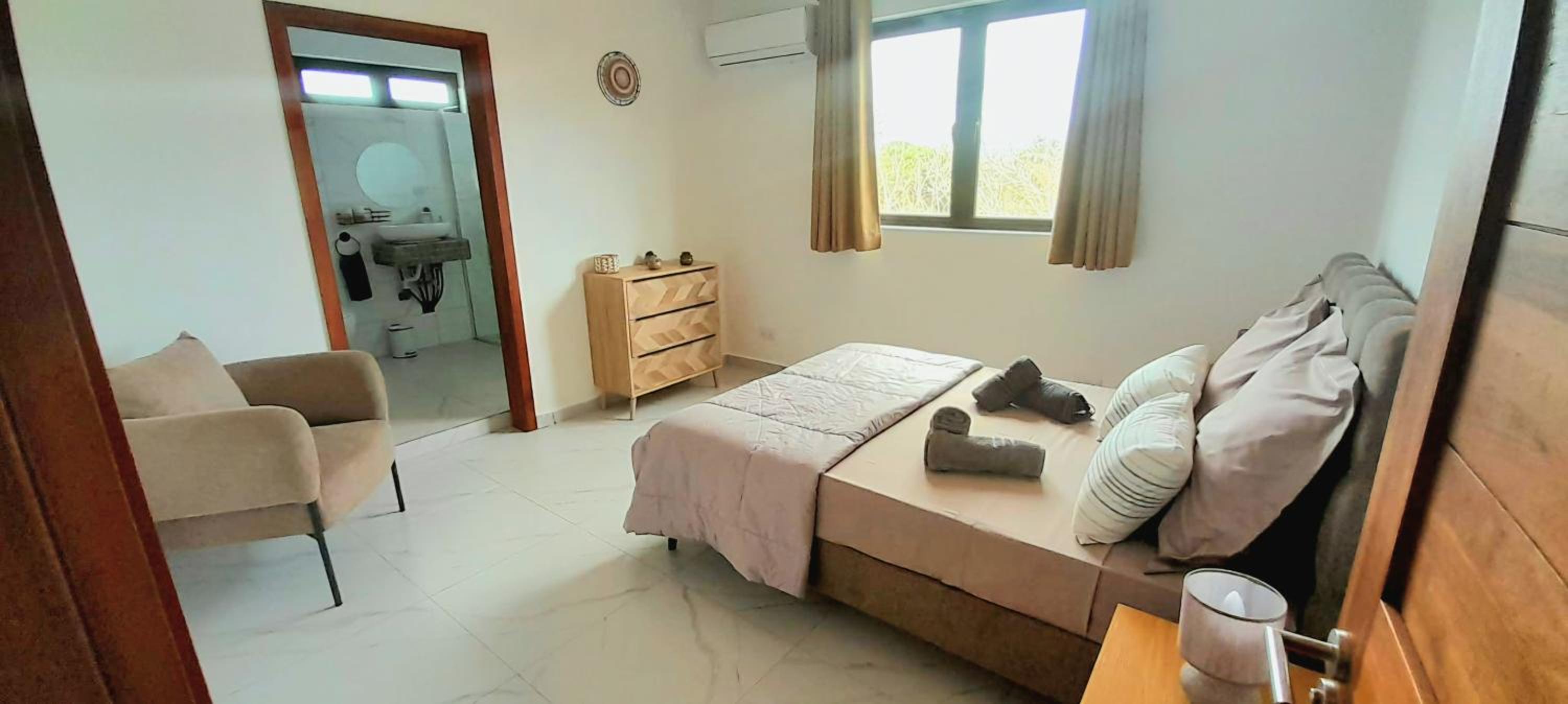 Maurent Villa - Private Pool near Trou aux Biches Beach, Shops & Restaurants