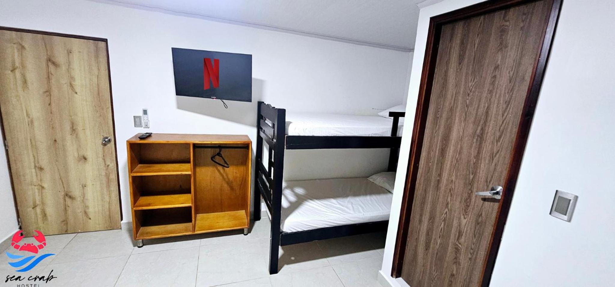 Hostel sea crab