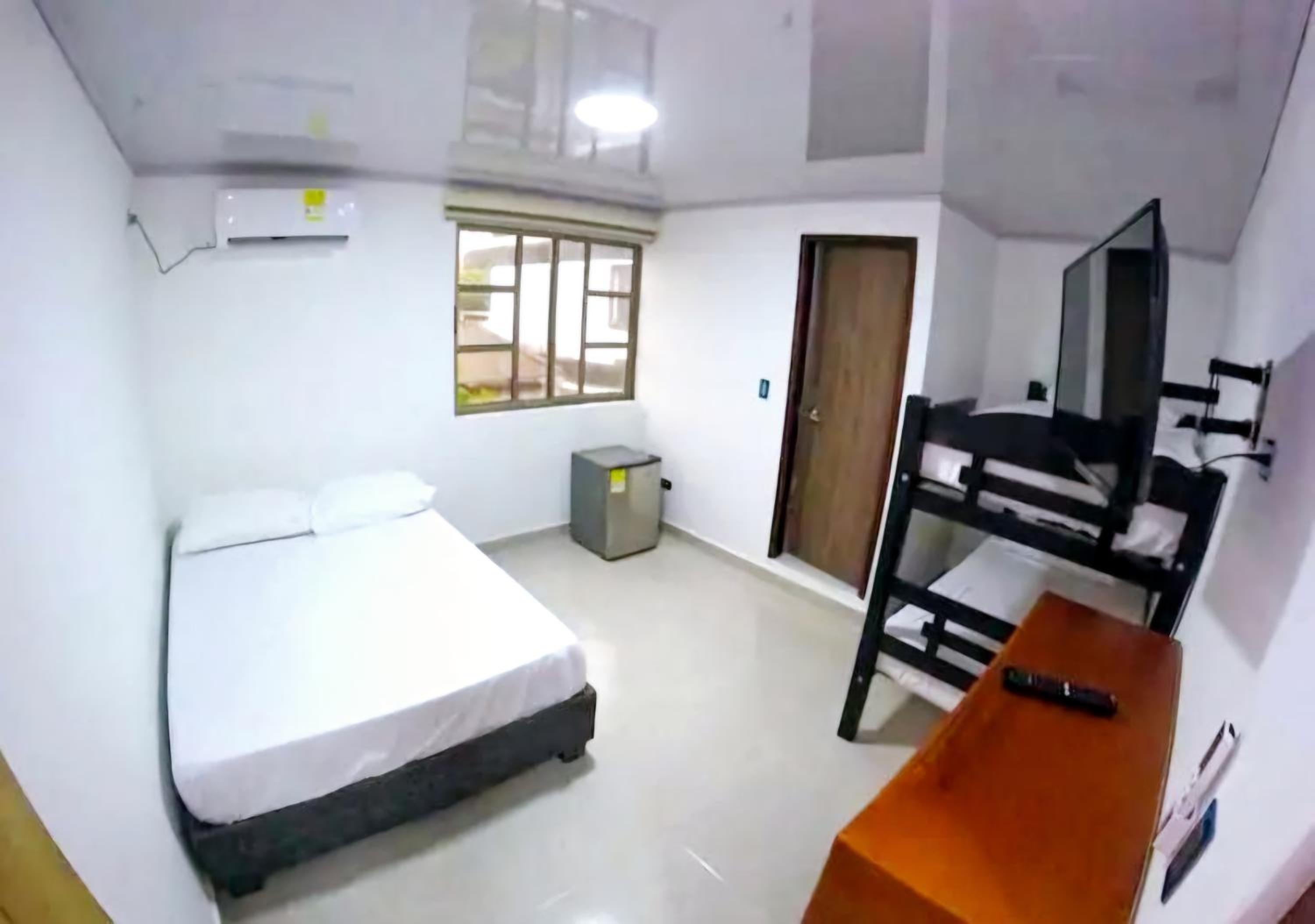 Hostel sea crab