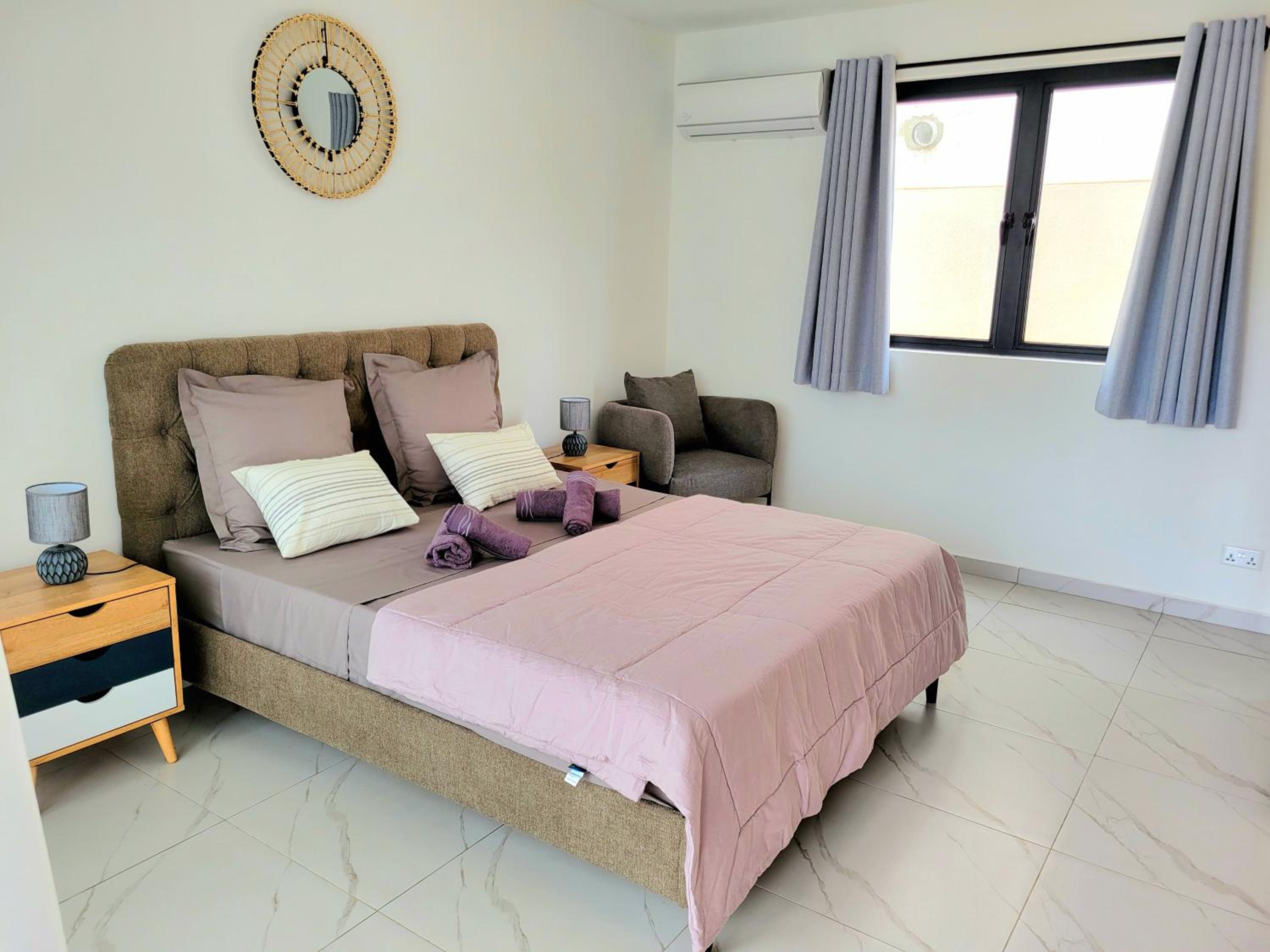 Maurent Villa - Private Pool near Trou aux Biches Beach, Shops & Restaurants