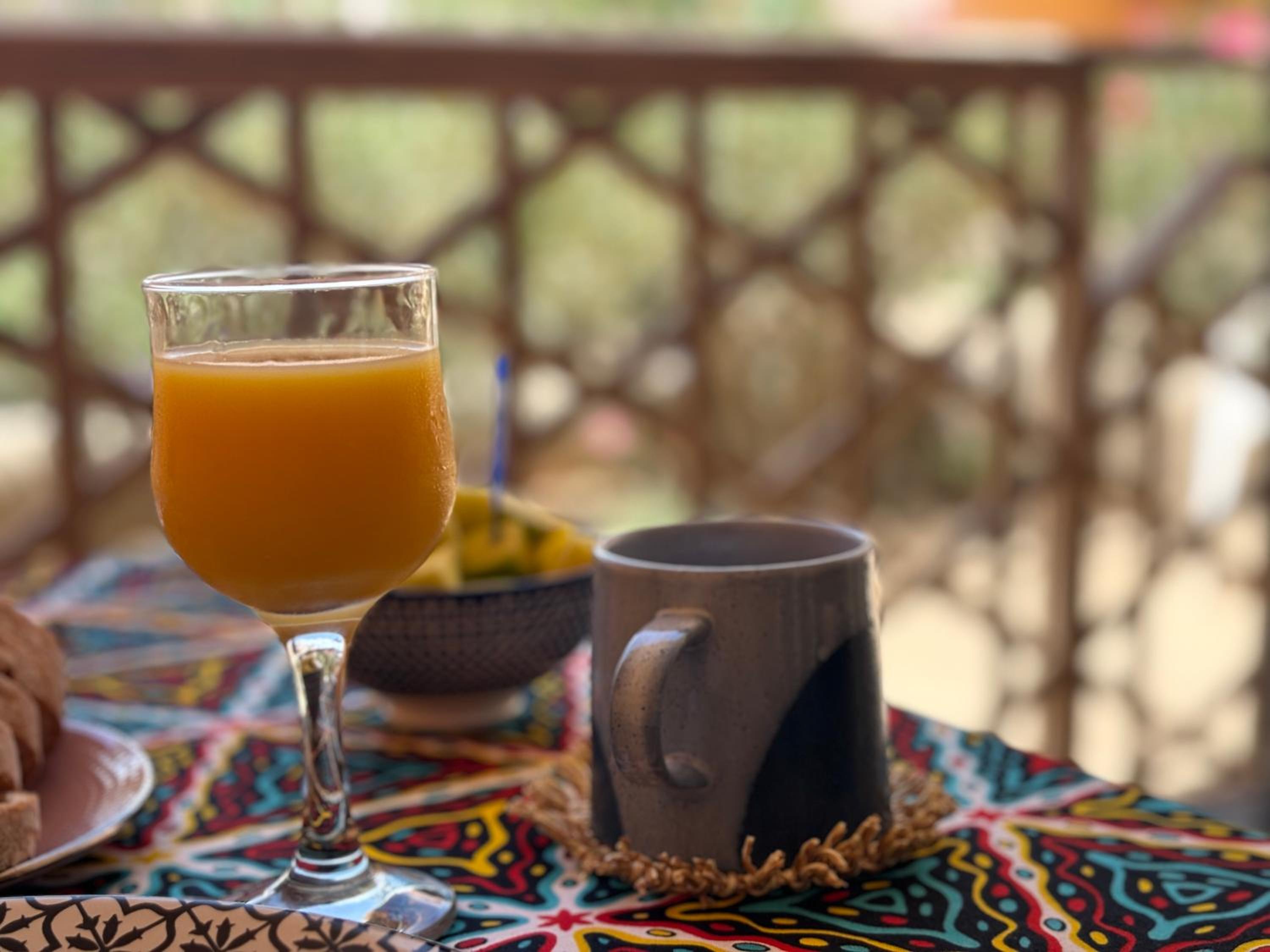 Tropical Issara Sal
