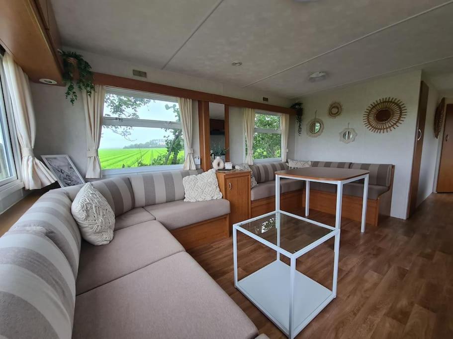 Chalet 'Como La Flor' Julianadorp Flowerfields Overview! 'Airconditioning' view 2