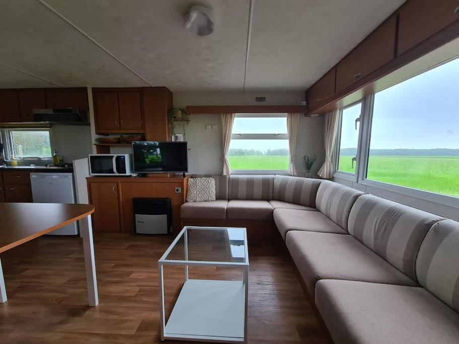 Chalet 'Como La Flor' Julianadorp Flowerfields Overview! 'Airconditioning' view 4