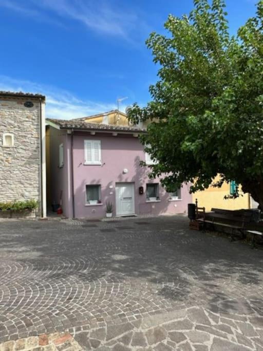 Bellissimo borgo Medioevale Panorama, Tranquillità