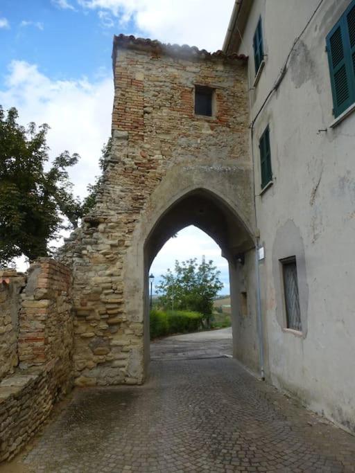 Bellissimo borgo Medioevale Panorama, Tranquillità