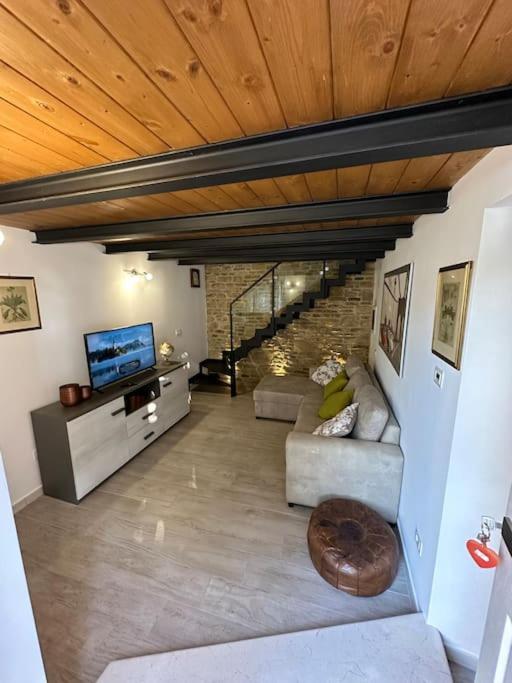 Bellissimo borgo Medioevale Panorama, Tranquillità