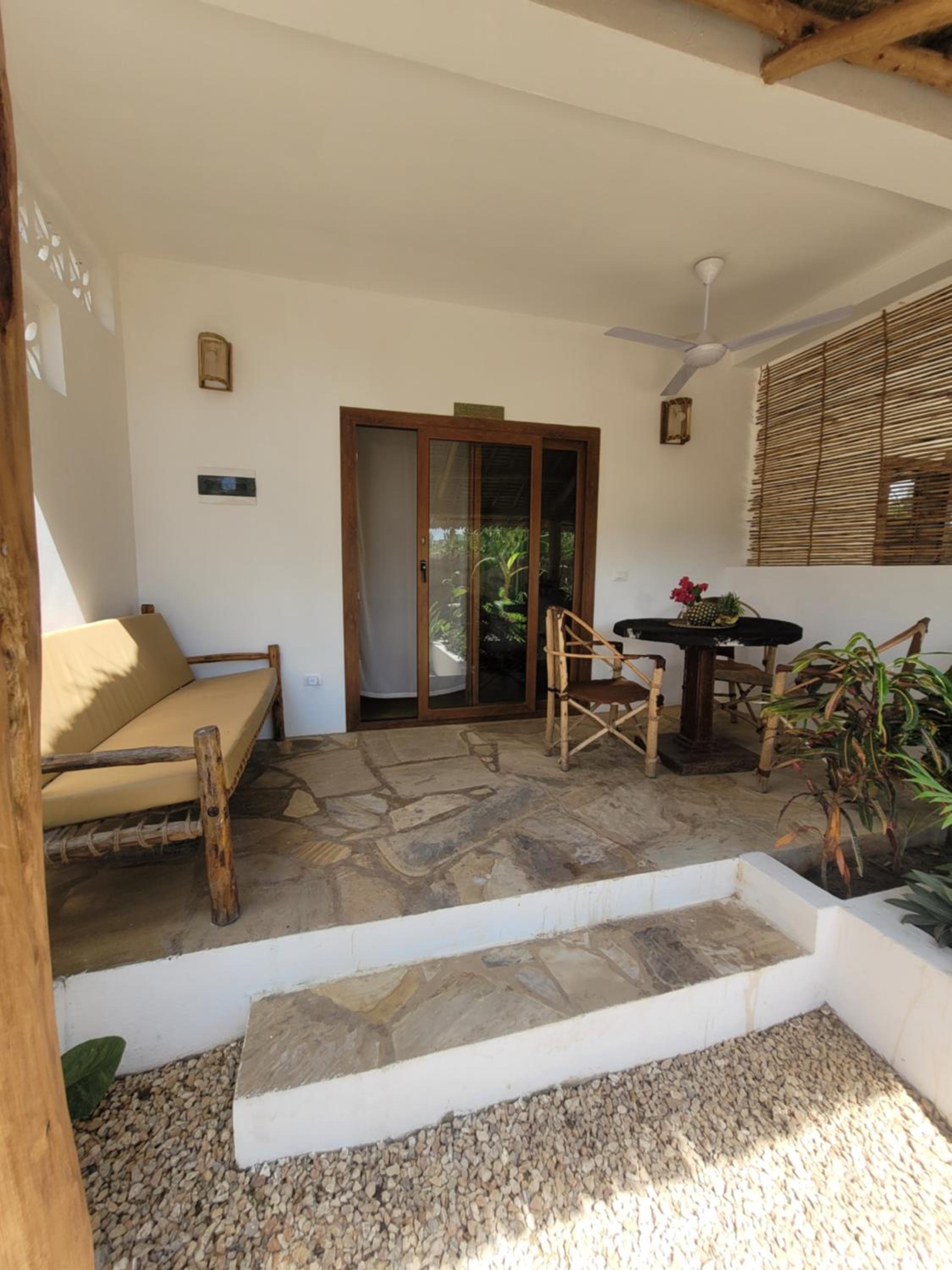 Iaia apartments