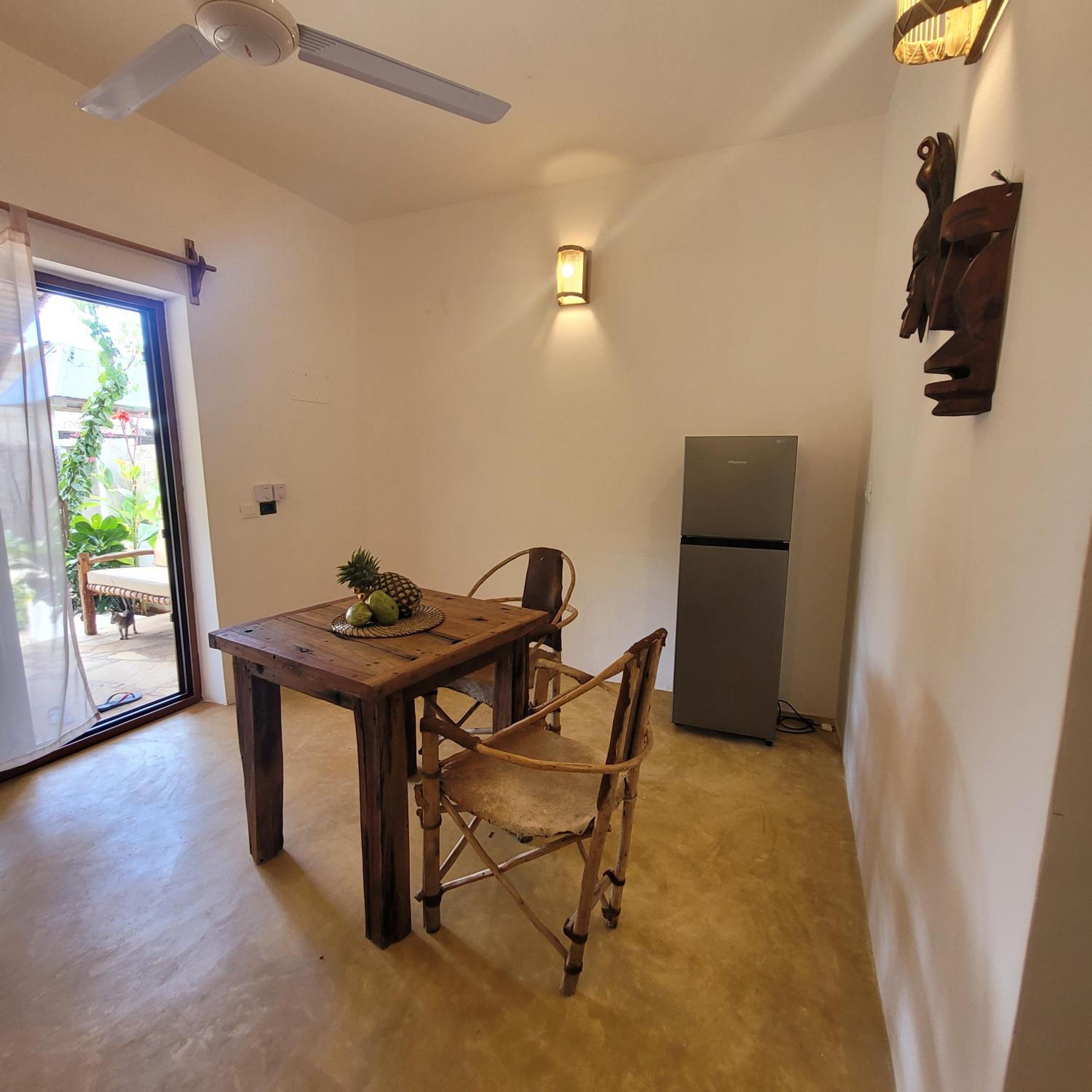Iaia apartments