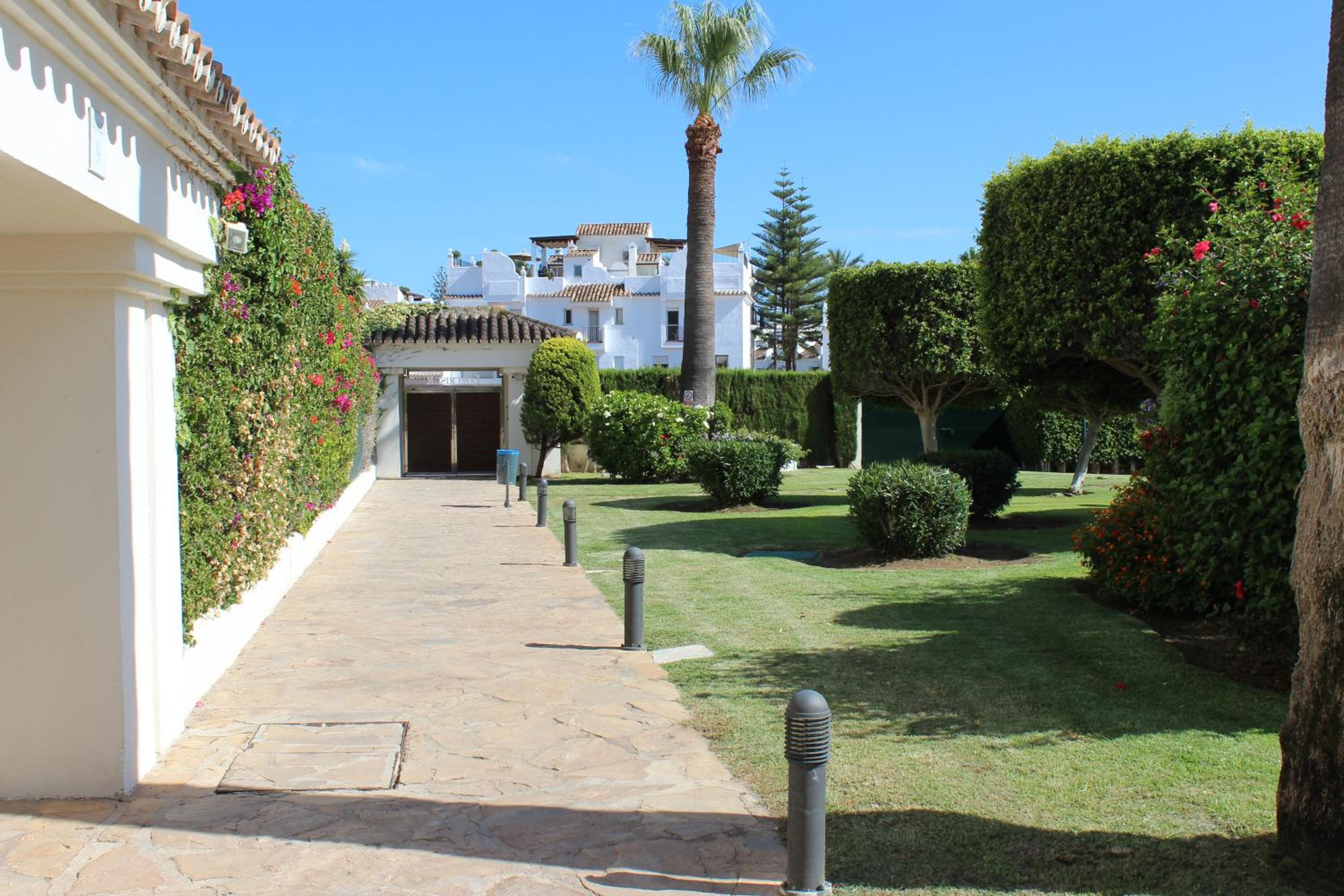 Marbella Vacations - Beach Apartments in Lorcrisur San Pedro Marbella - Property Image 32
