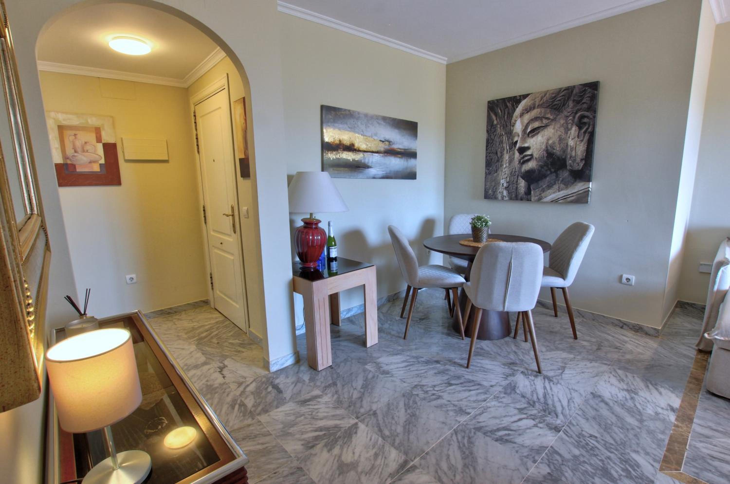 Marbella Vacations - Beach Apartments in Lorcrisur San Pedro Marbella - Property Image 5