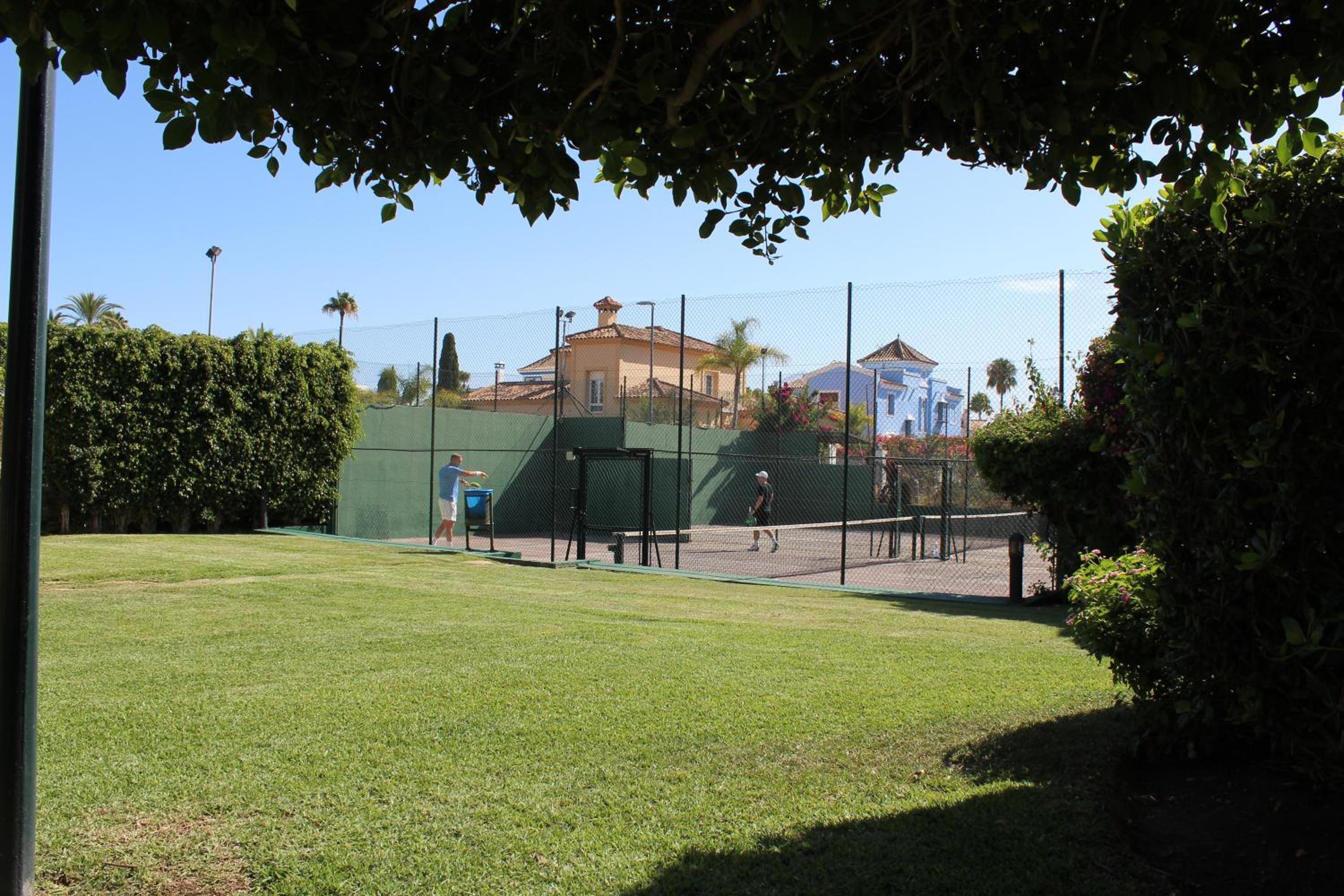 Marbella Vacations - Beach Apartments in Lorcrisur San Pedro Marbella - Property Image 21
