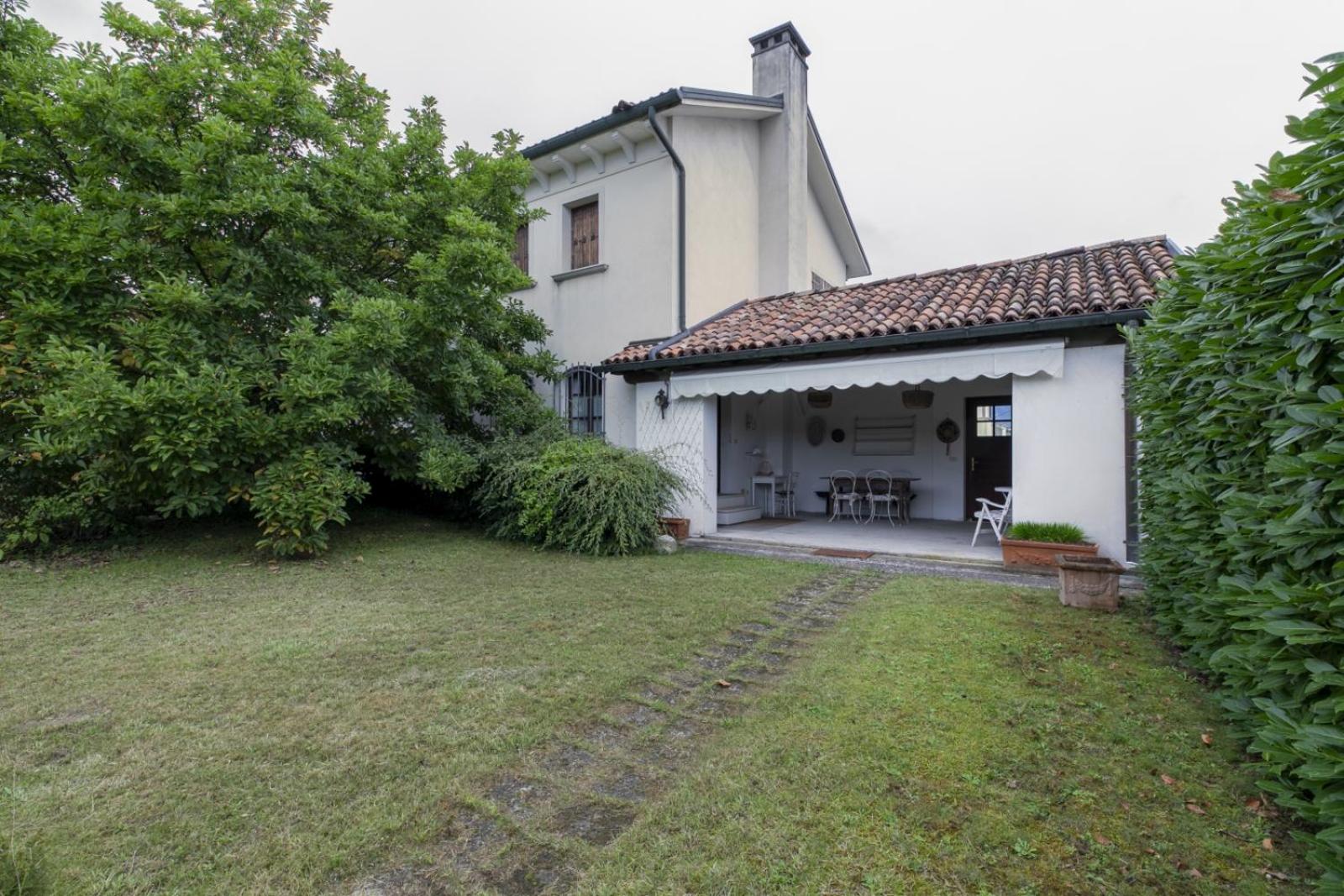 Villa Piera view 2