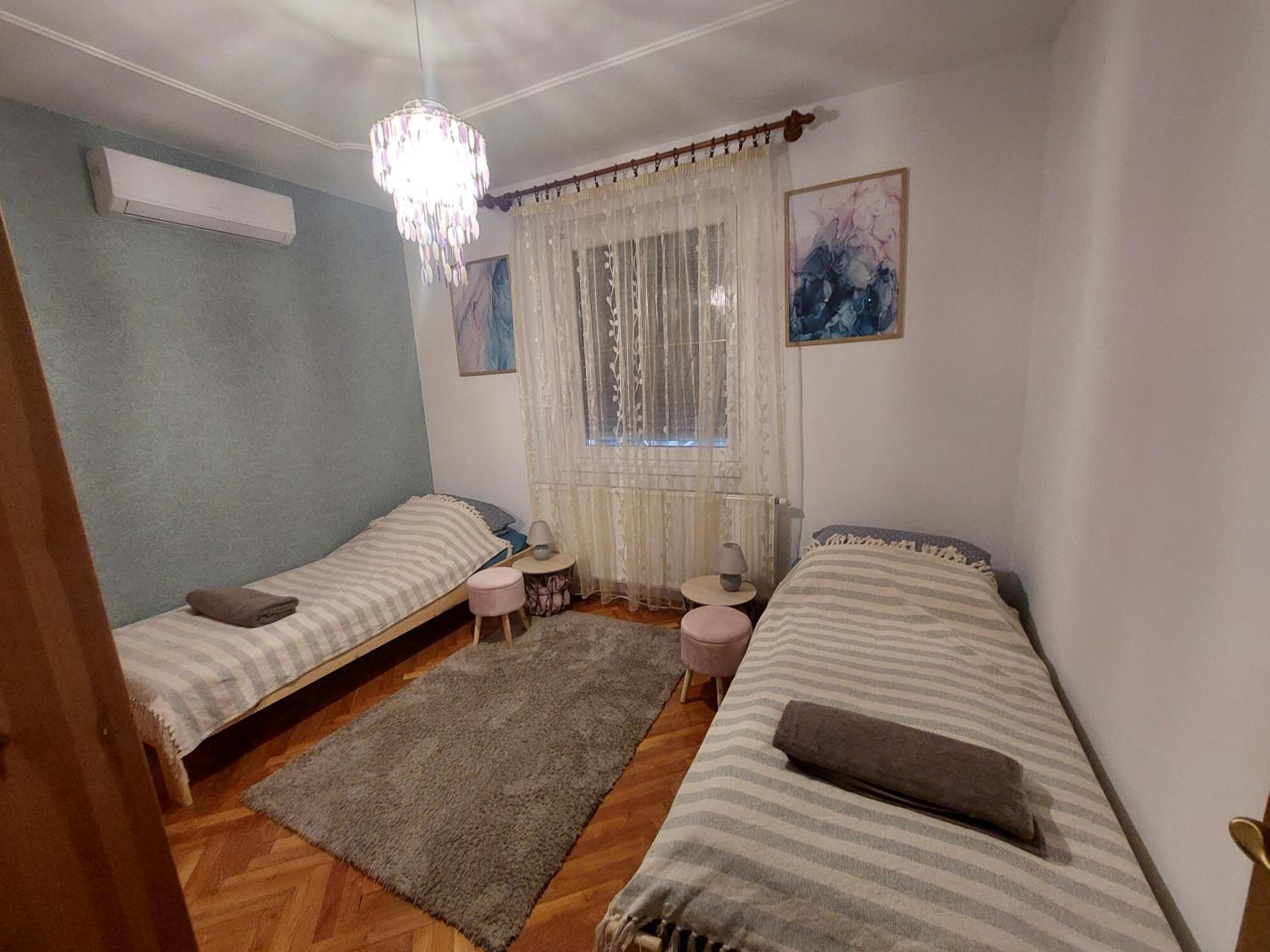 Akácvirág Airport Viki Apartman